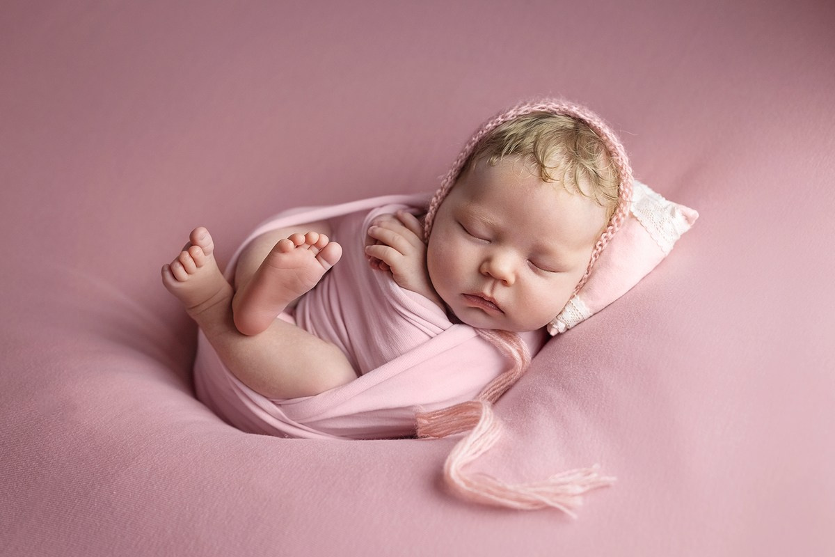 Съемка новорожденных. Фотограф новорожденных малышей Ирина Шайнурова