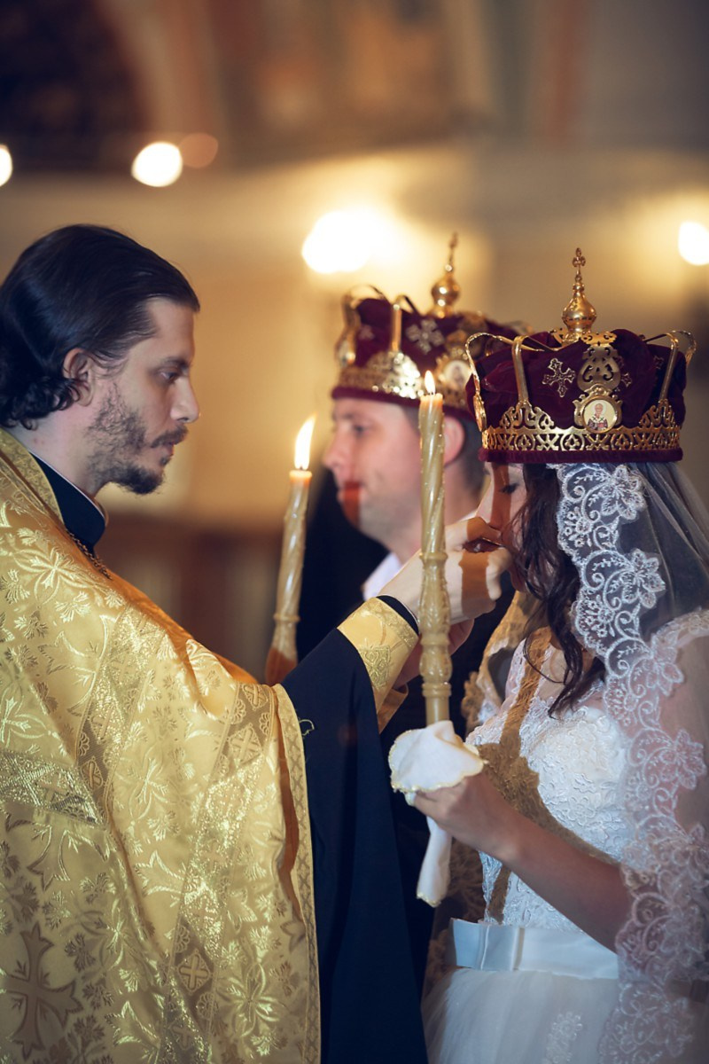 Венчание в главном Храме. Свадебный и репортажный фотограф в Москве и Московской области