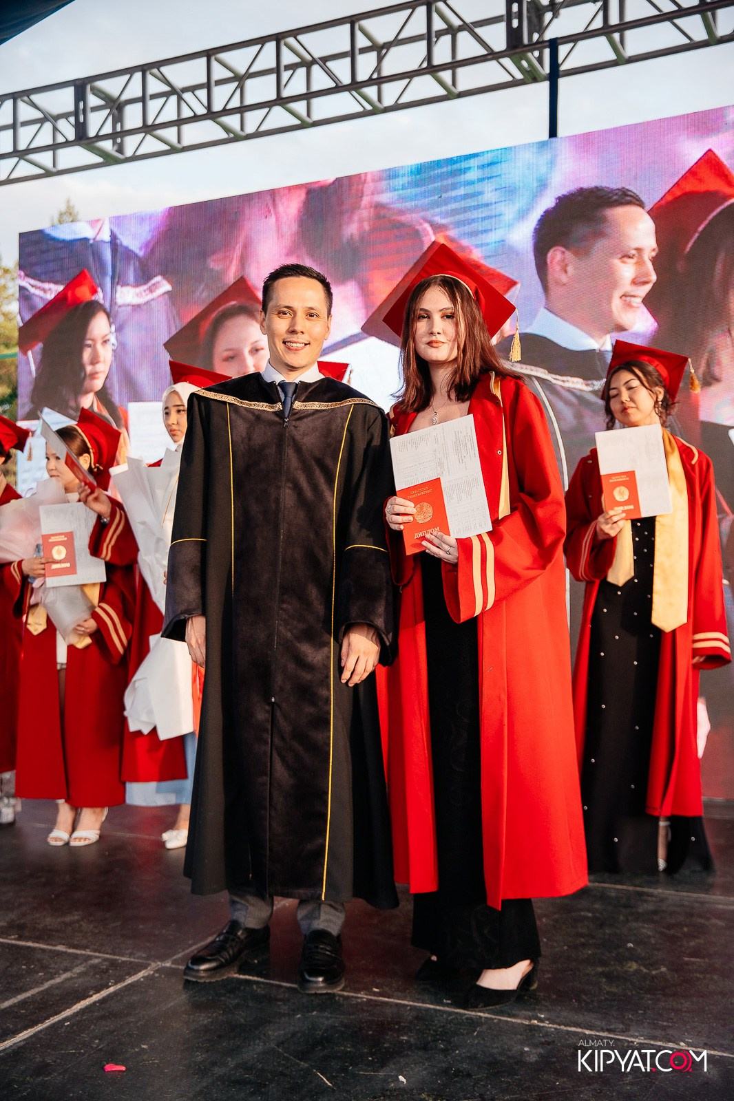 ВРУЧЕНИЕ ДИПЛОМОВ — НАРХОЗ КОЛЛЕДЖ. Part 4. КИПЯТКОМ АЛМАТЫ!
