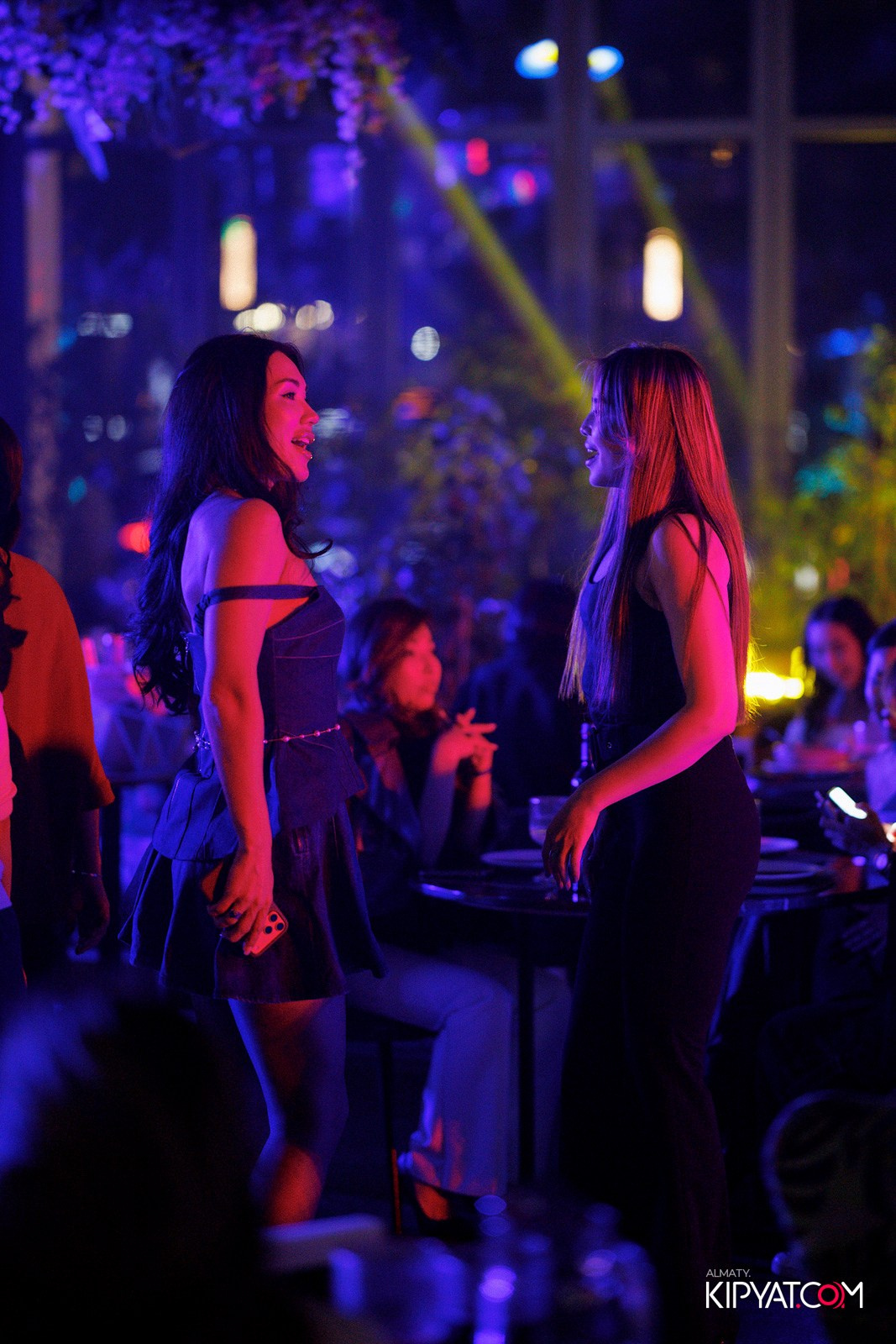 FRIENDS BAR & TERRACE. КИПЯТКОМ АЛМАТЫ! Фотосъемка мероприятий в Алматы