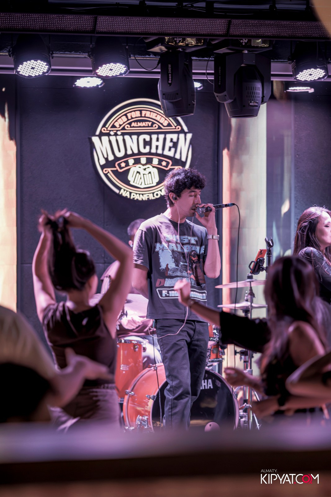 MUNCHEN PUB. КИПЯТКОМ АЛМАТЫ!