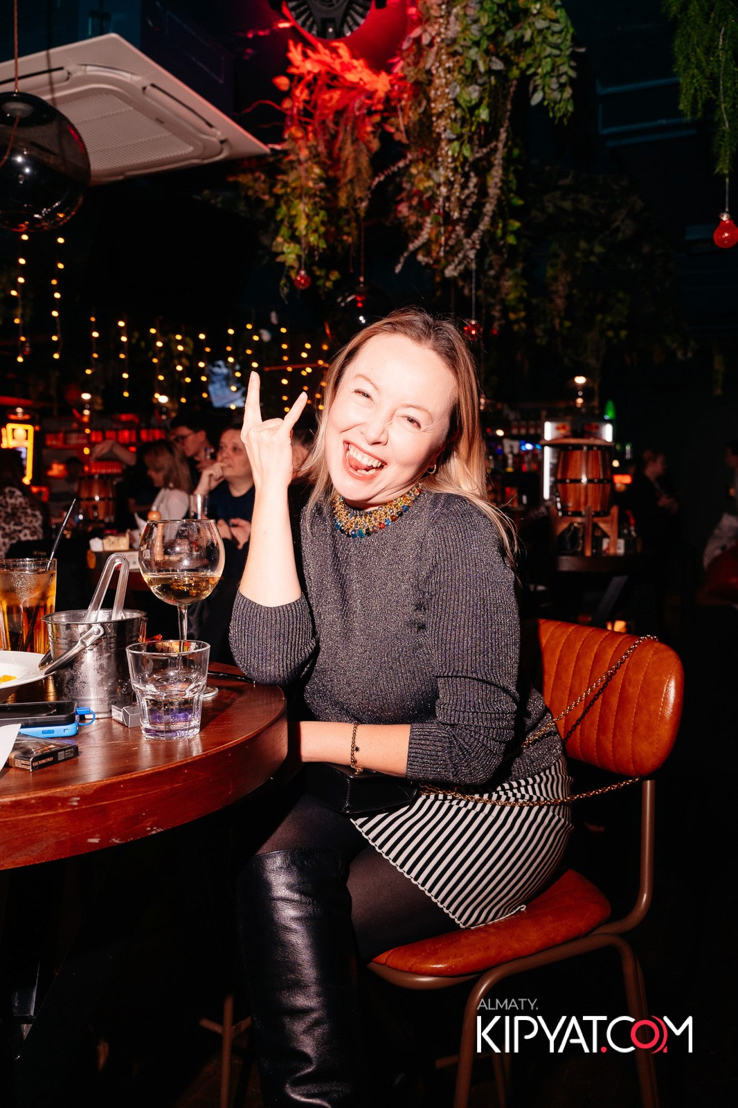 MUNCHEN PUB НА ПАНФИЛОВА. КИПЯТКОМ АЛМАТЫ!