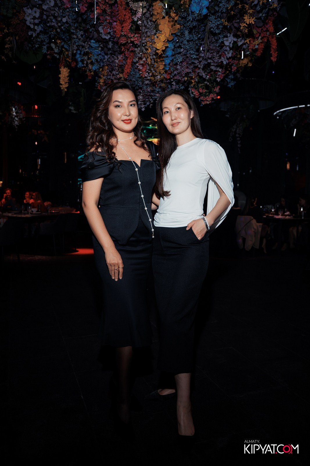 FRIENDS BAR & TERRACE. КИПЯТКОМ АЛМАТЫ!