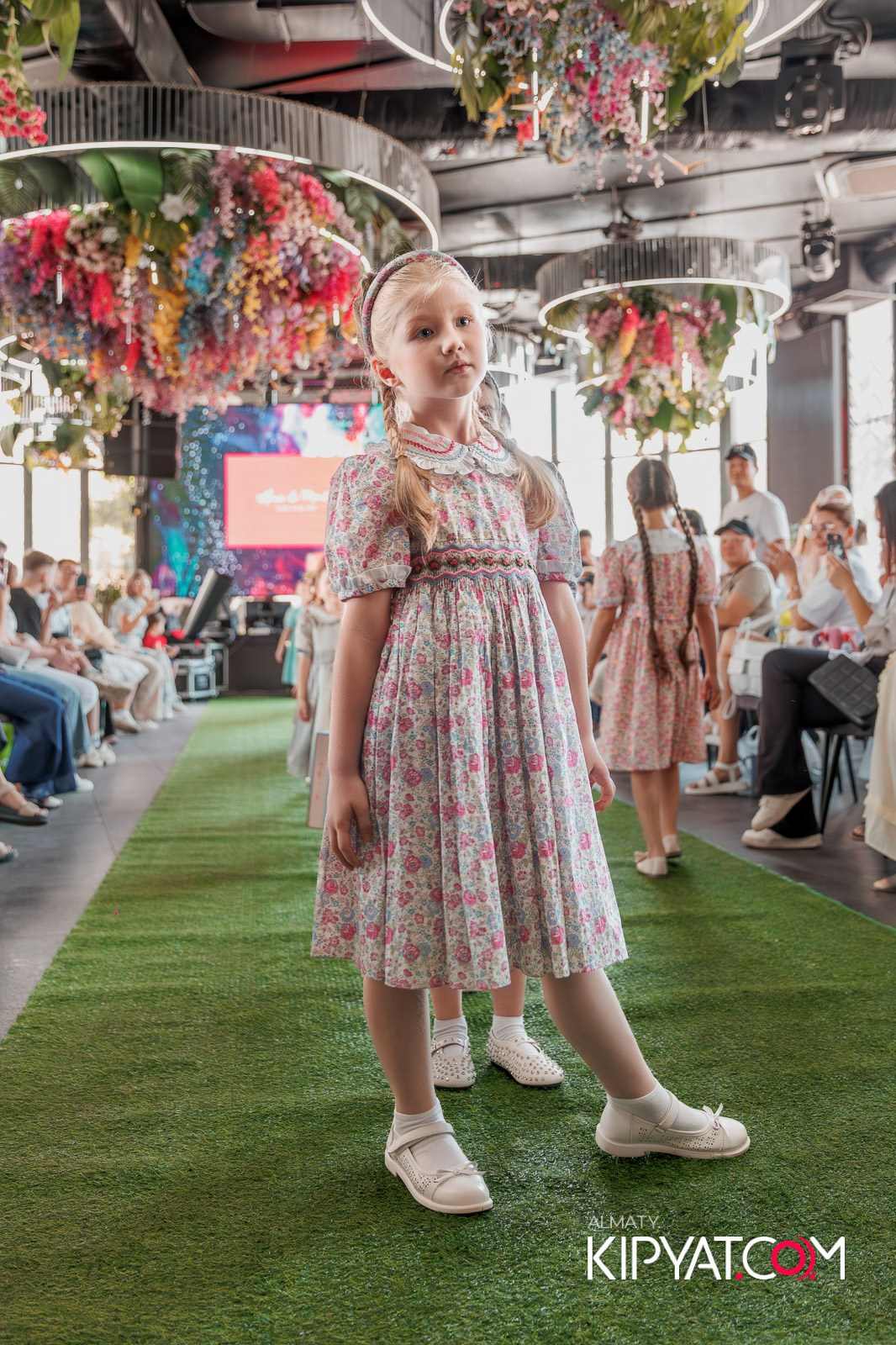 PROM KIDS FASHION SHOW. КИПЯТКОМ АЛМАТЫ!