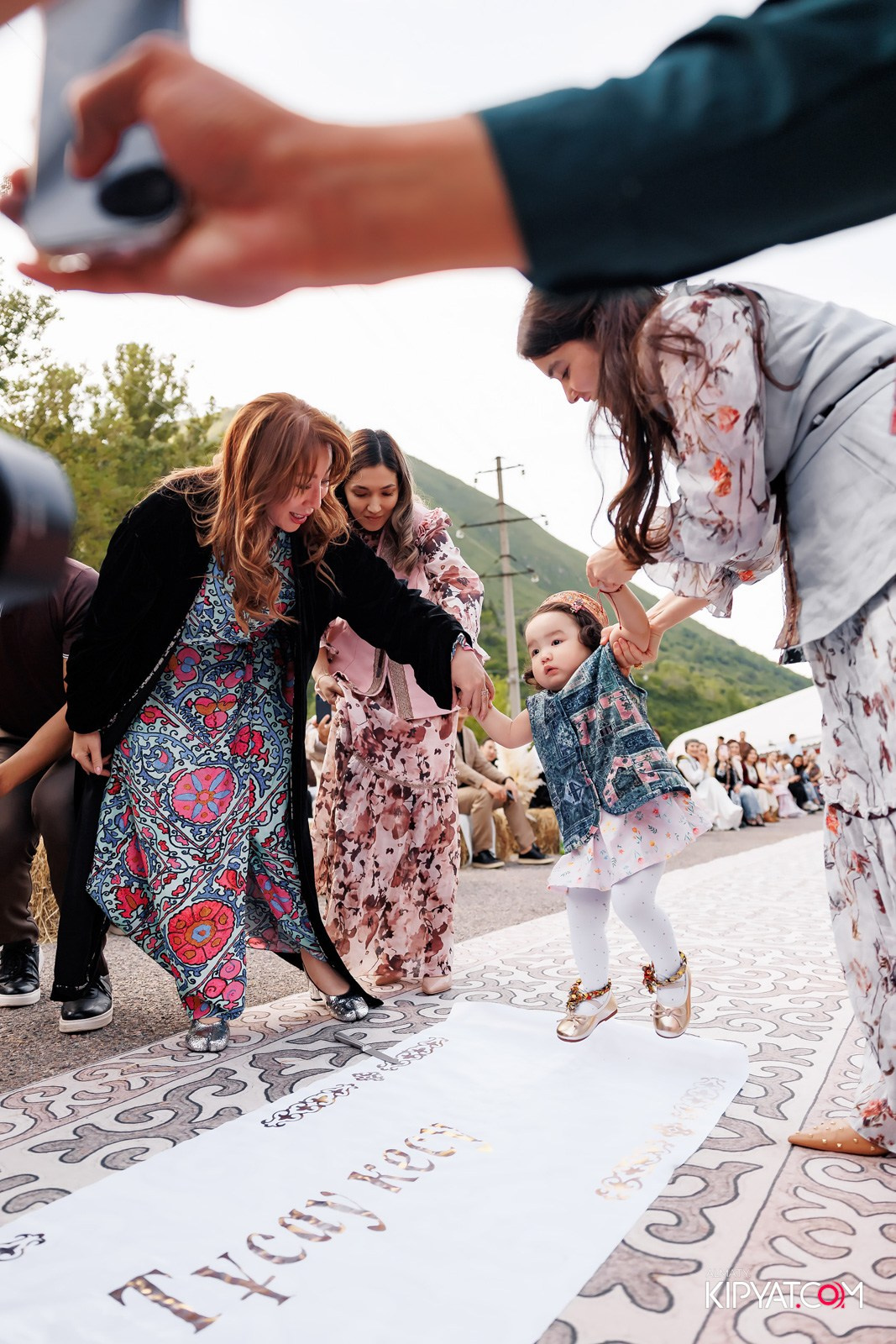 KANG REN TANG. КИПЯТКОМ АЛМАТЫ!