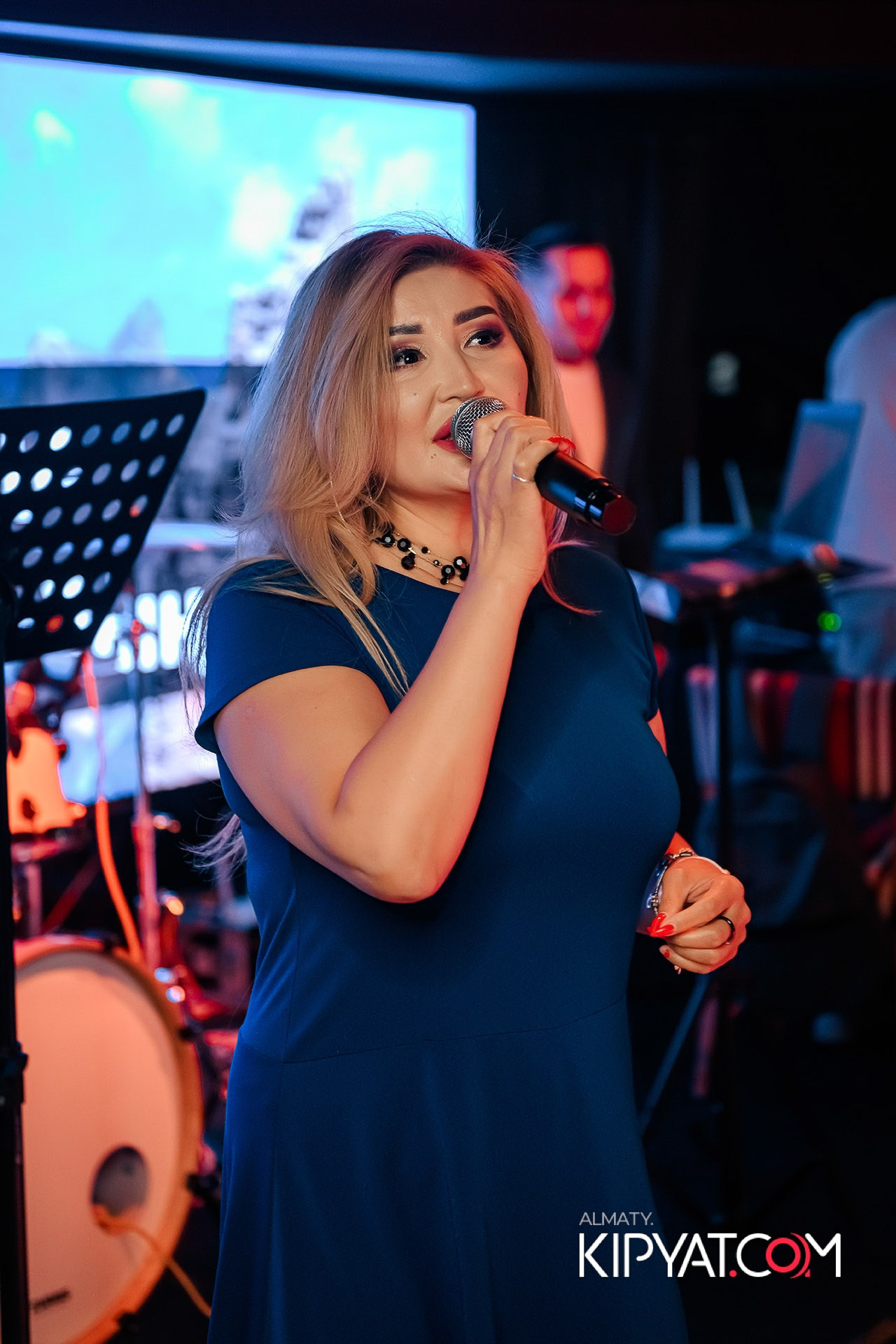 Monroe. КИПЯТКОМ АЛМАТЫ!