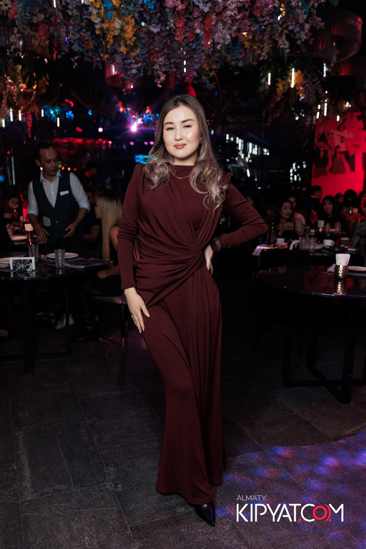 FRIENDS TERRACE & BAR. КИПЯТКОМ АЛМАТЫ! Фотосъемка мероприятий в Алматы