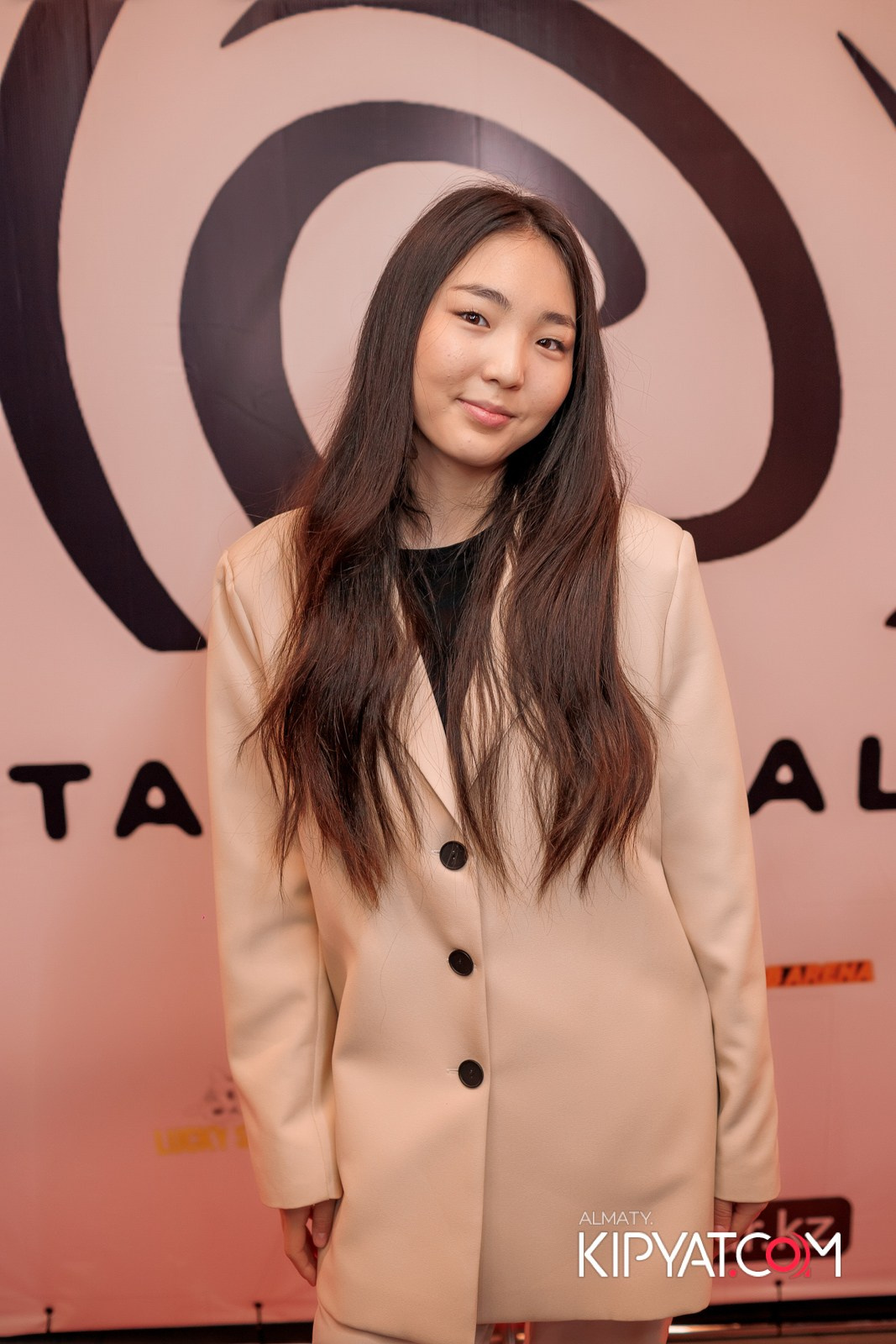 ПРЕЗЕНТАЦИЯ 9 ГРУППЫ КИНОПРОЕКТА «STARBALALAR». КИПЯТКОМ АЛМАТЫ!