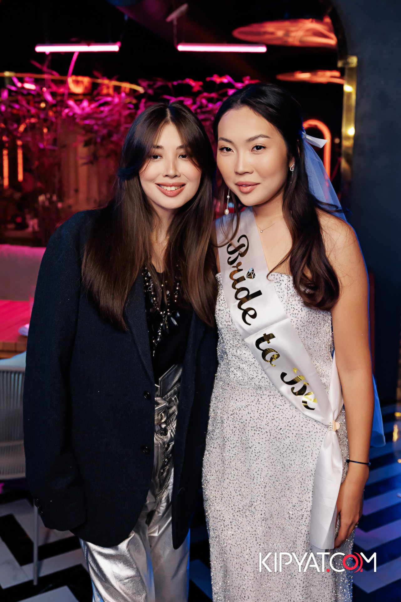 QUEEN. КИПЯТКОМ АЛМАТЫ!