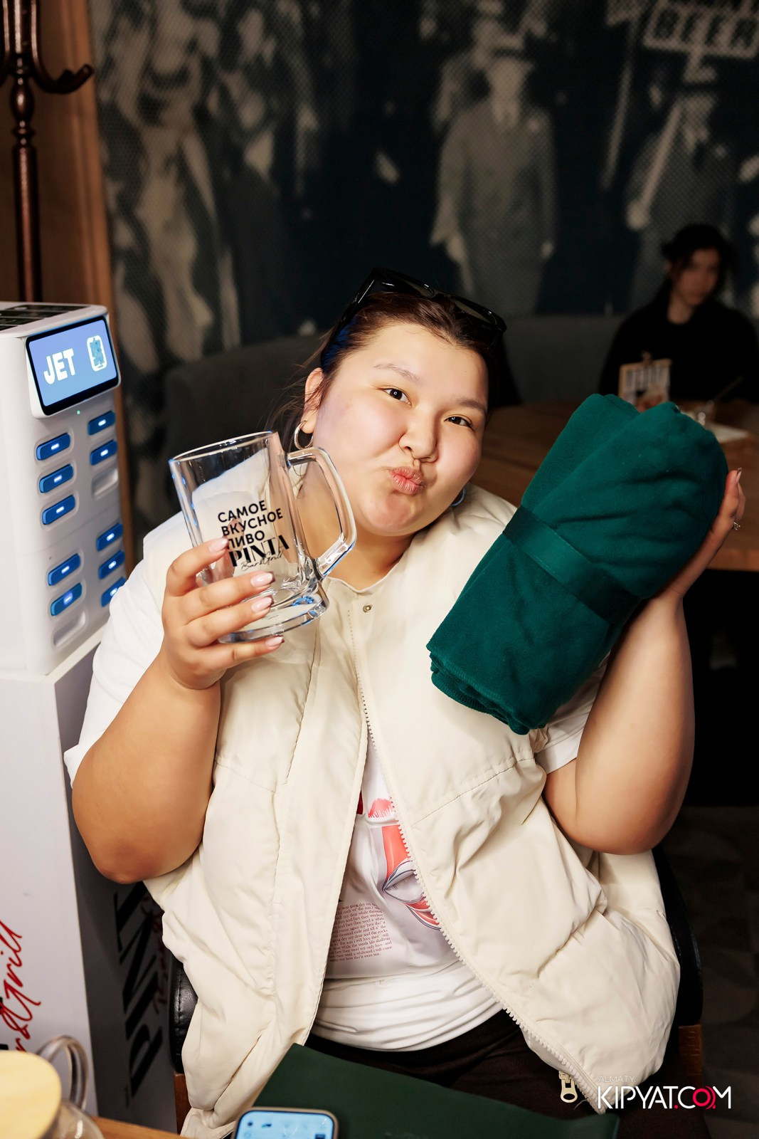 ПИНТА НА СЕЙФУЛЛИНА. КИПЯТКОМ АЛМАТЫ! Фотосъемка мероприятий в Алматы