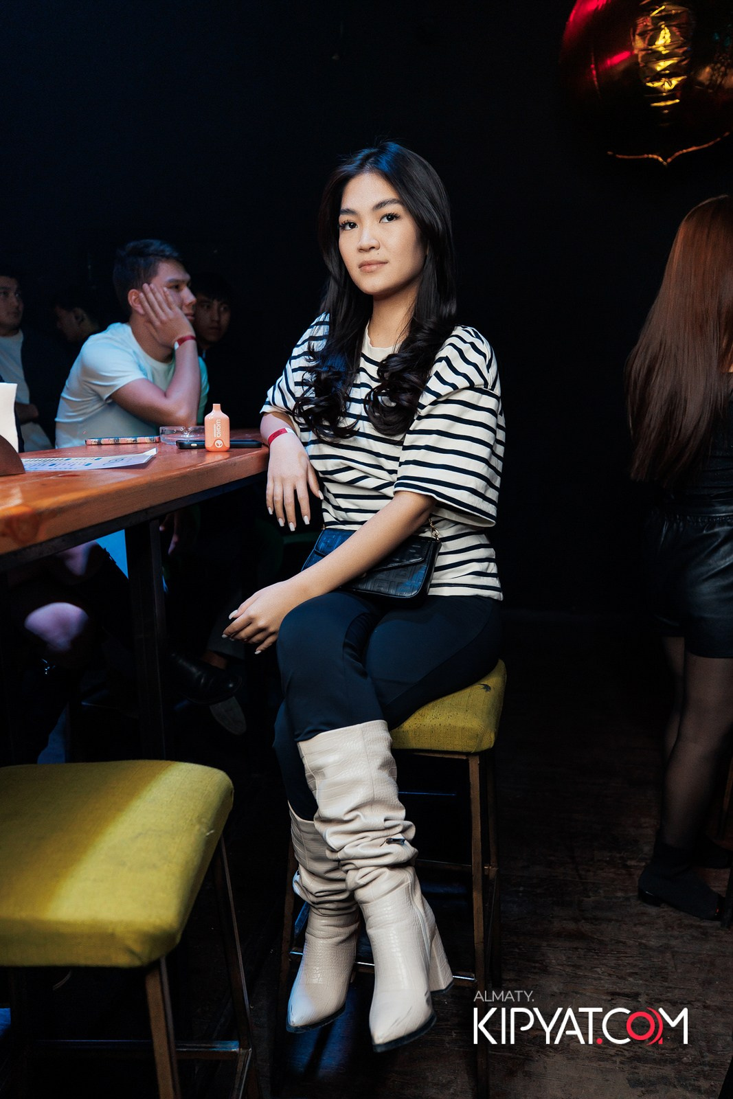 UYAT EMES BAR. КИПЯТКОМ АЛМАТЫ!