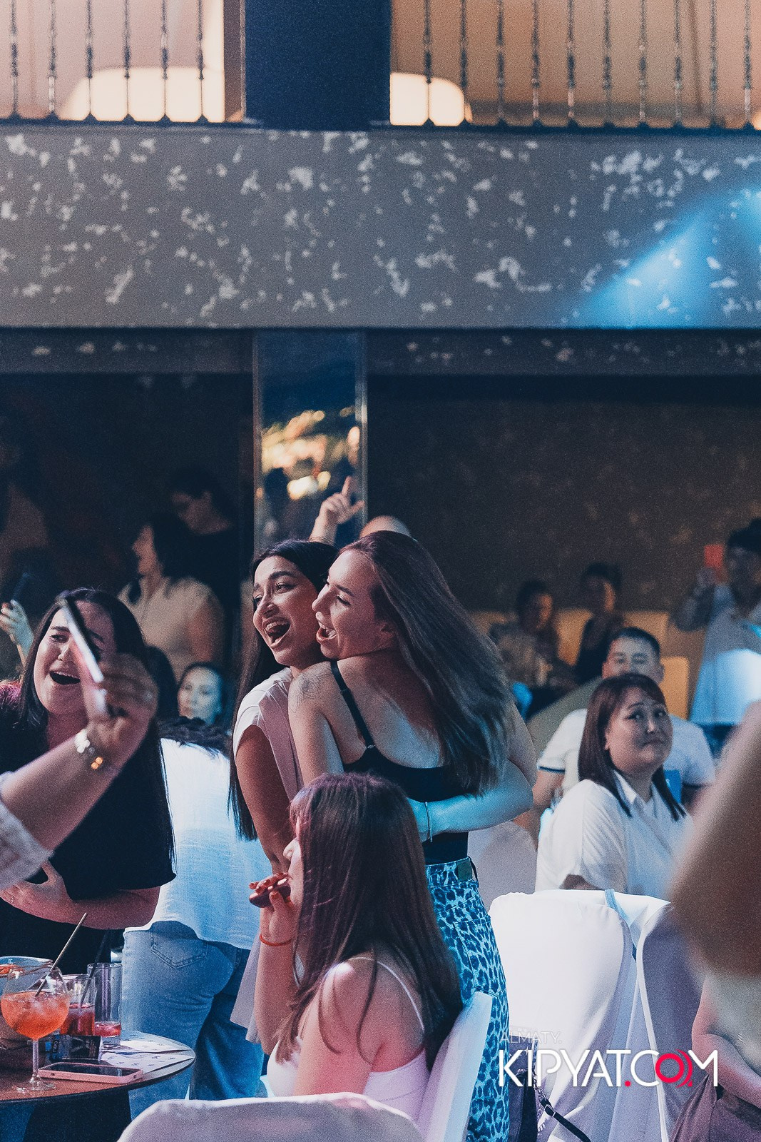 МУЗЫКАЛЬНОЕ ЛОТО В HIT RETRO. КИПЯТКОМ АЛМАТЫ!