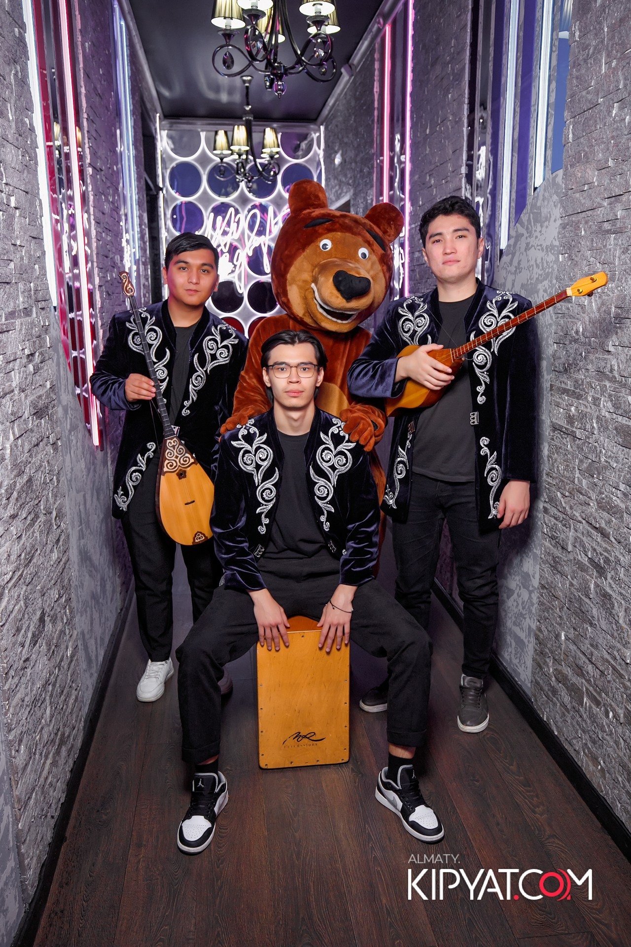 УХО И МЕДВЕДЬ НА ГАГАРИНА. КИПЯТКОМ АЛМАТЫ!