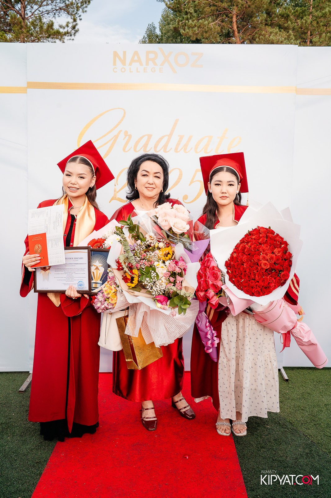 ВРУЧЕНИЕ ДИПЛОМОВ — НАРХОЗ КОЛЛЕДЖ. Part 1. КИПЯТКОМ АЛМАТЫ!