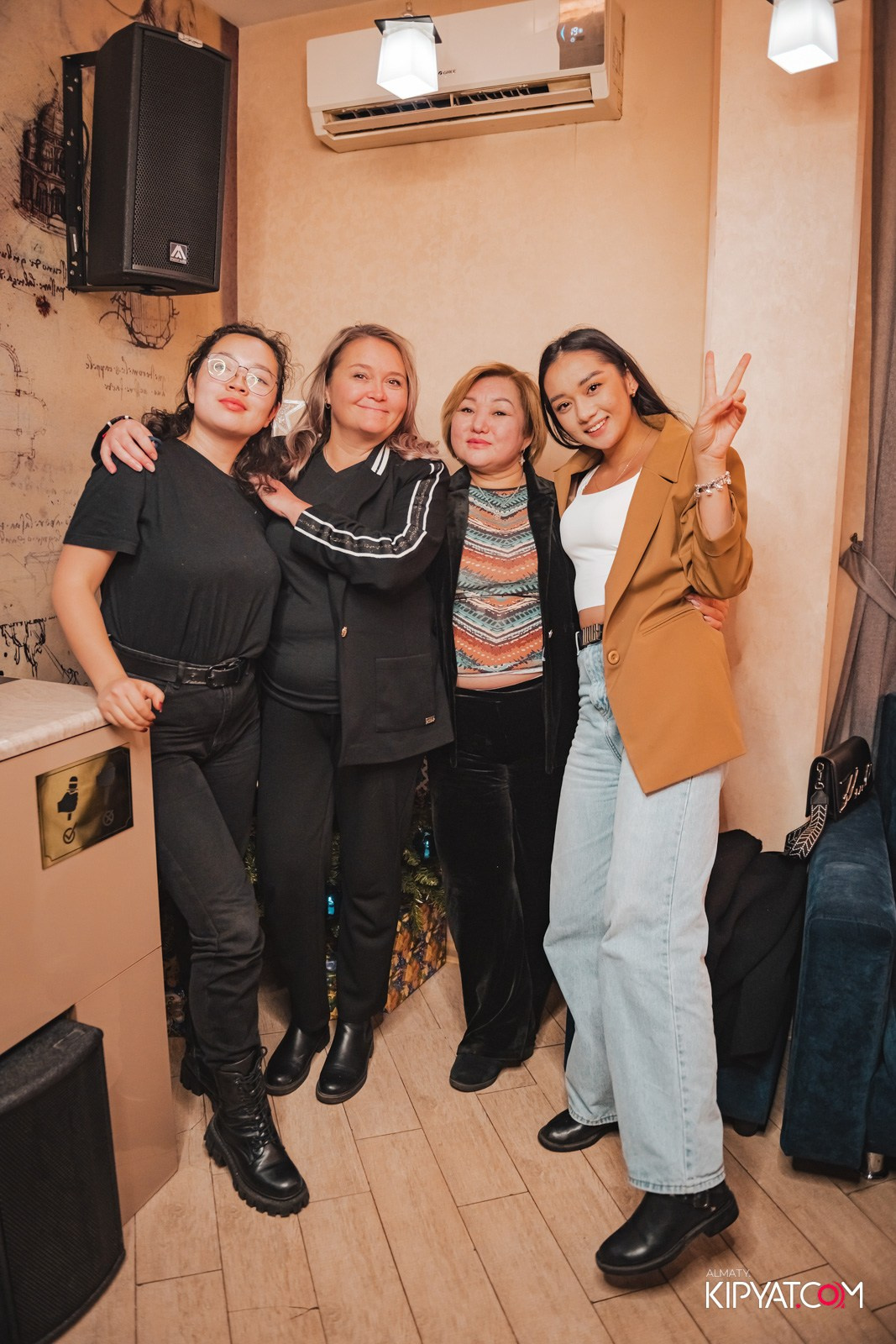 ROCK CRYSTAL. КИПЯТКОМ АЛМАТЫ!