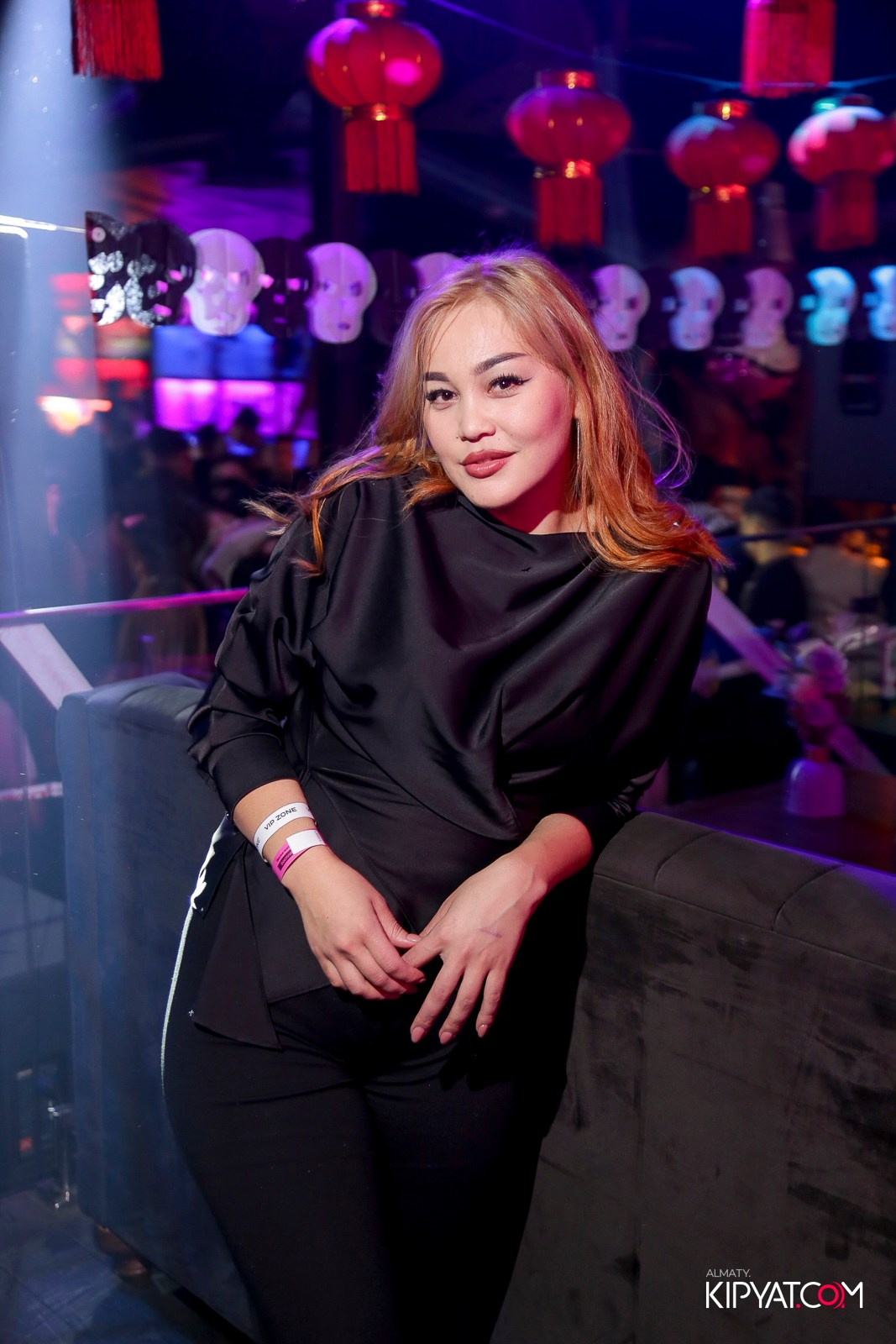 UYAT EMES BAR. КИПЯТКОМ АЛМАТЫ!