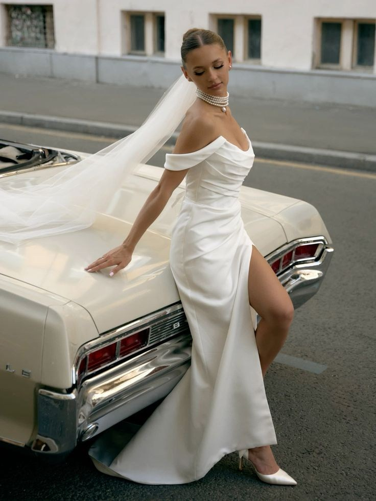 Образ невесты. Платье, макияж и укладка. Валеева Виктория | Свадебный фотограф в Ростове-на-Дону и Москве