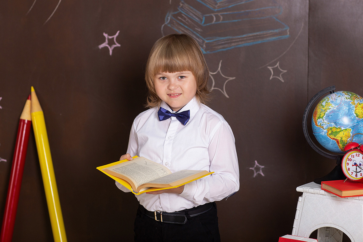 Первоклашка, фотосессия школьников, школьный альбом, школьное фото