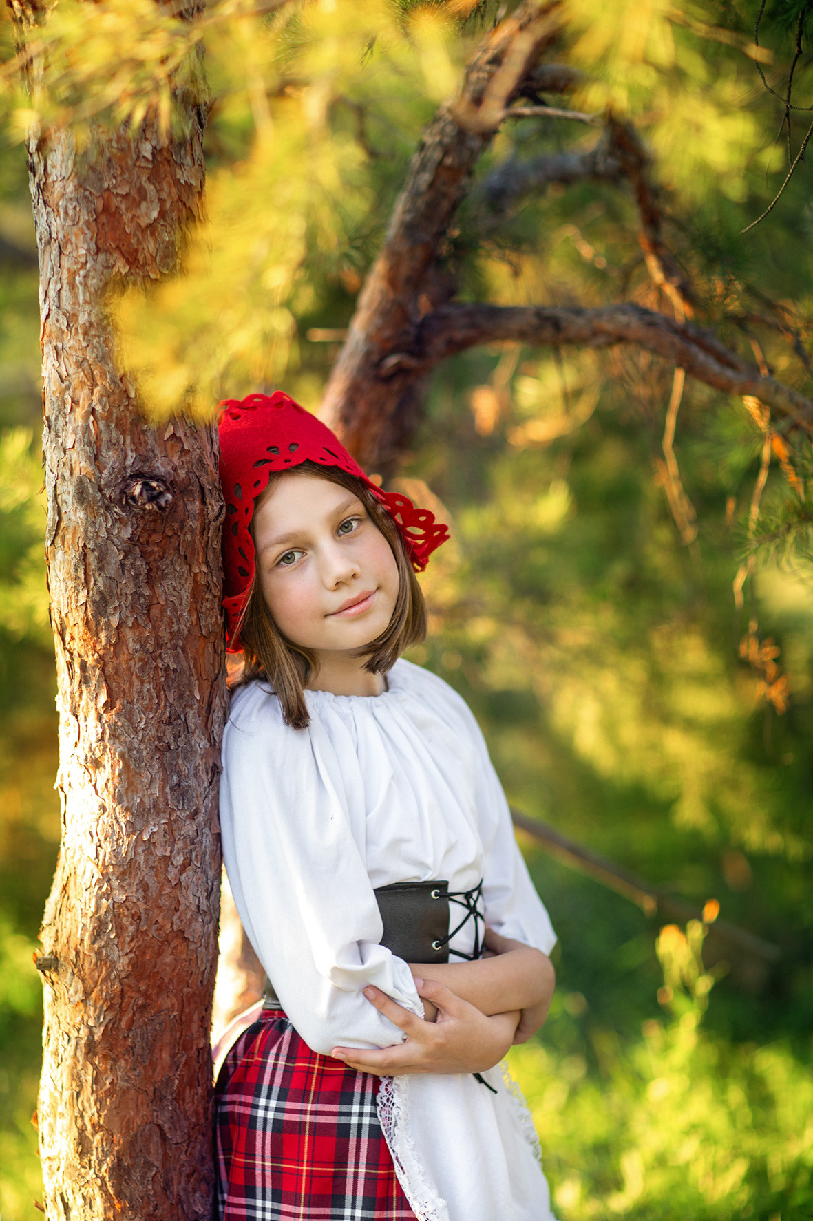 Детская тематическая костюмированная фотосессия, красная шапочка.