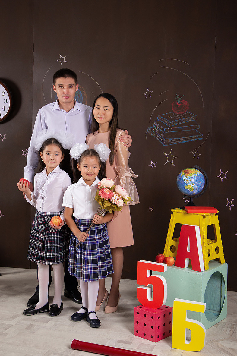 Первоклашка, фотосессия школьников, школьный альбом, школьное фото