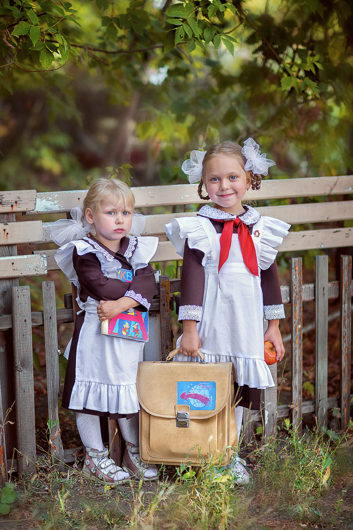 Детская школьная костюмированная фотосессия.
