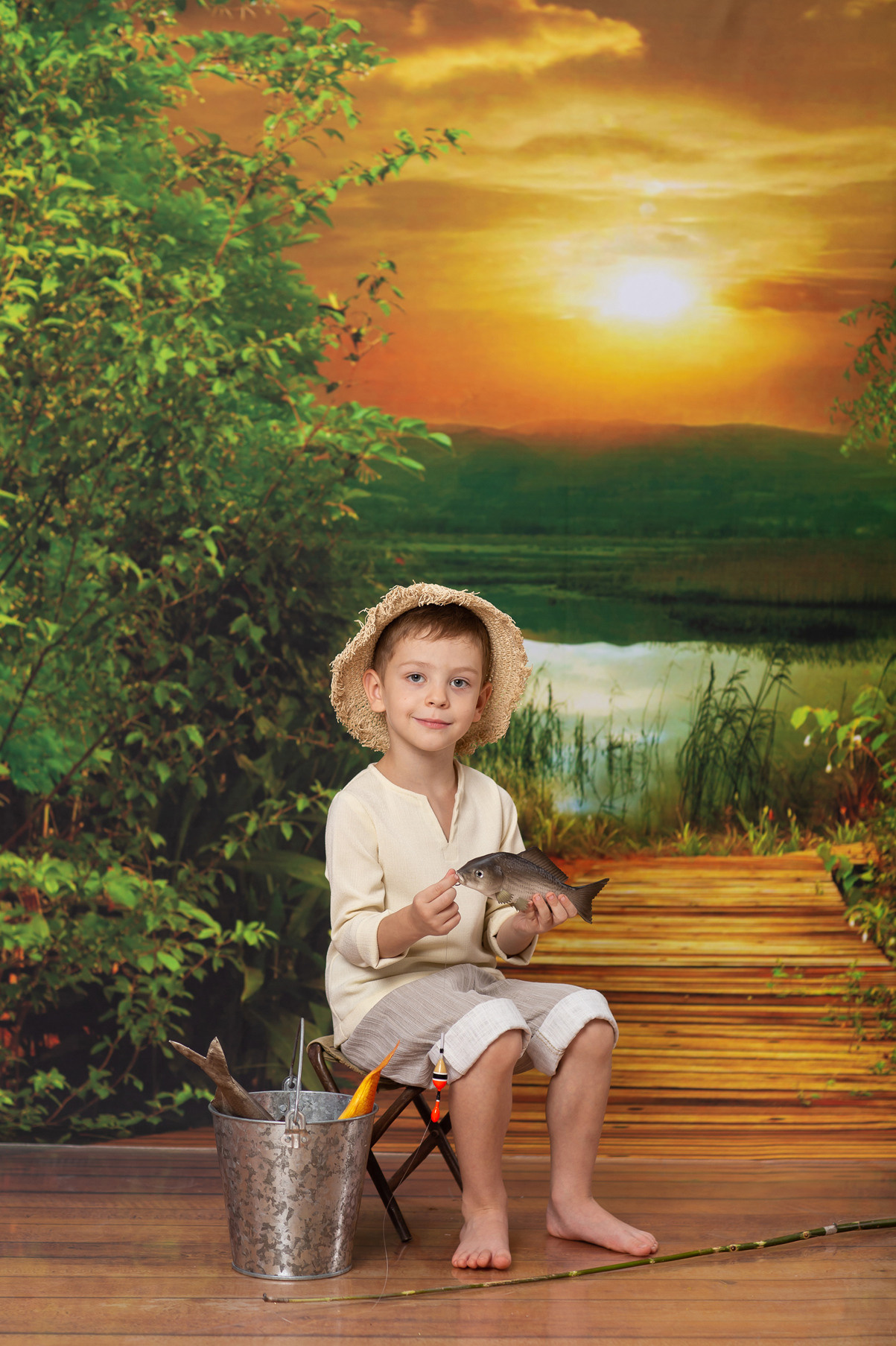 Детская тематическая костюмированная фотосессия Рыбачок. 