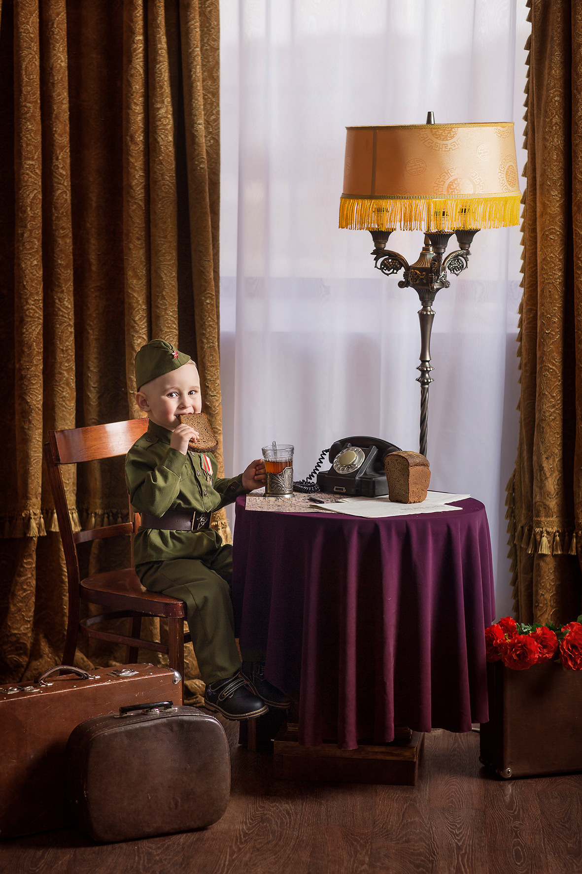 Детская тематическая костюмированная фотосессия, фотосессия в военной форме. Милитари фотосессия.