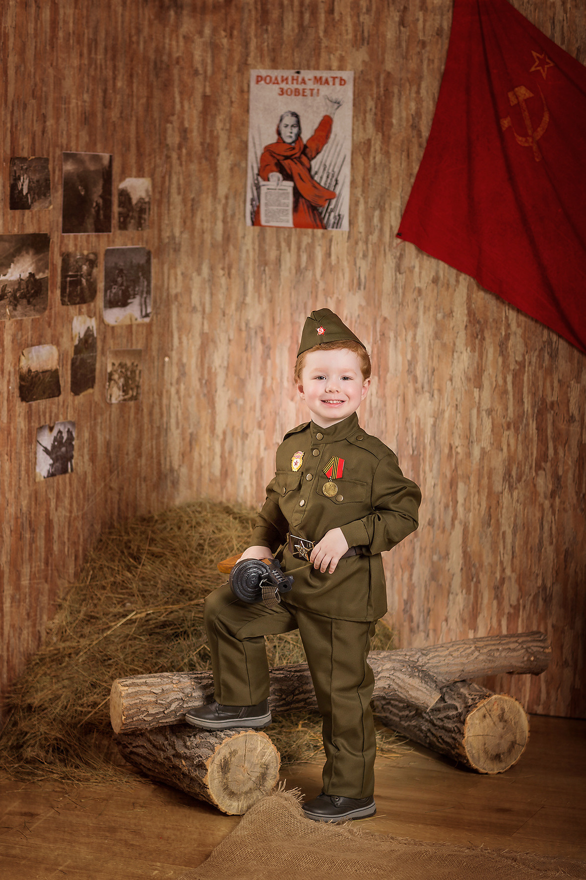 Детская тематическая костюмированная фотосессия, фотосессия в военной форме. Милитари фотосессия.