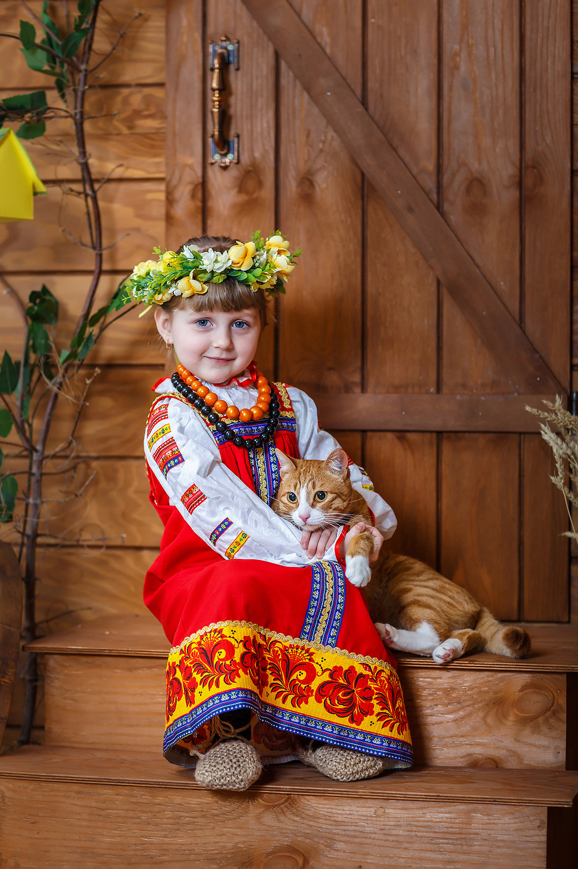 Детская тематическая костюмированная фотосессия, масленица, русский народный костюм, фото в народном стиле.