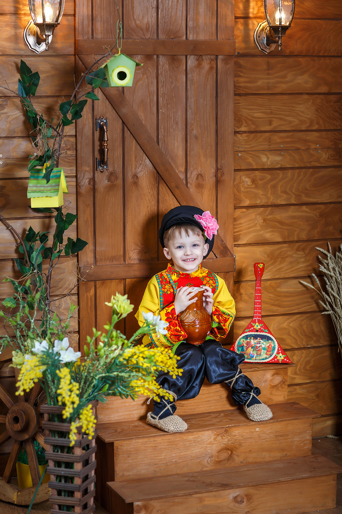 Детская тематическая костюмированная фотосессия, масленица, русский народный костюм, фото в народном стиле.