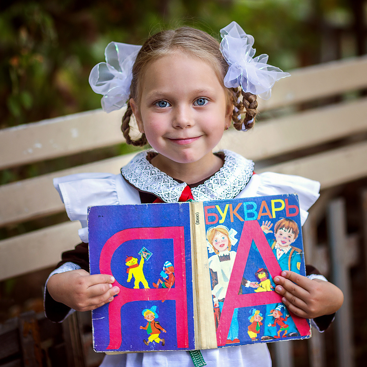 Детская школьная костюмированная фотосессия.