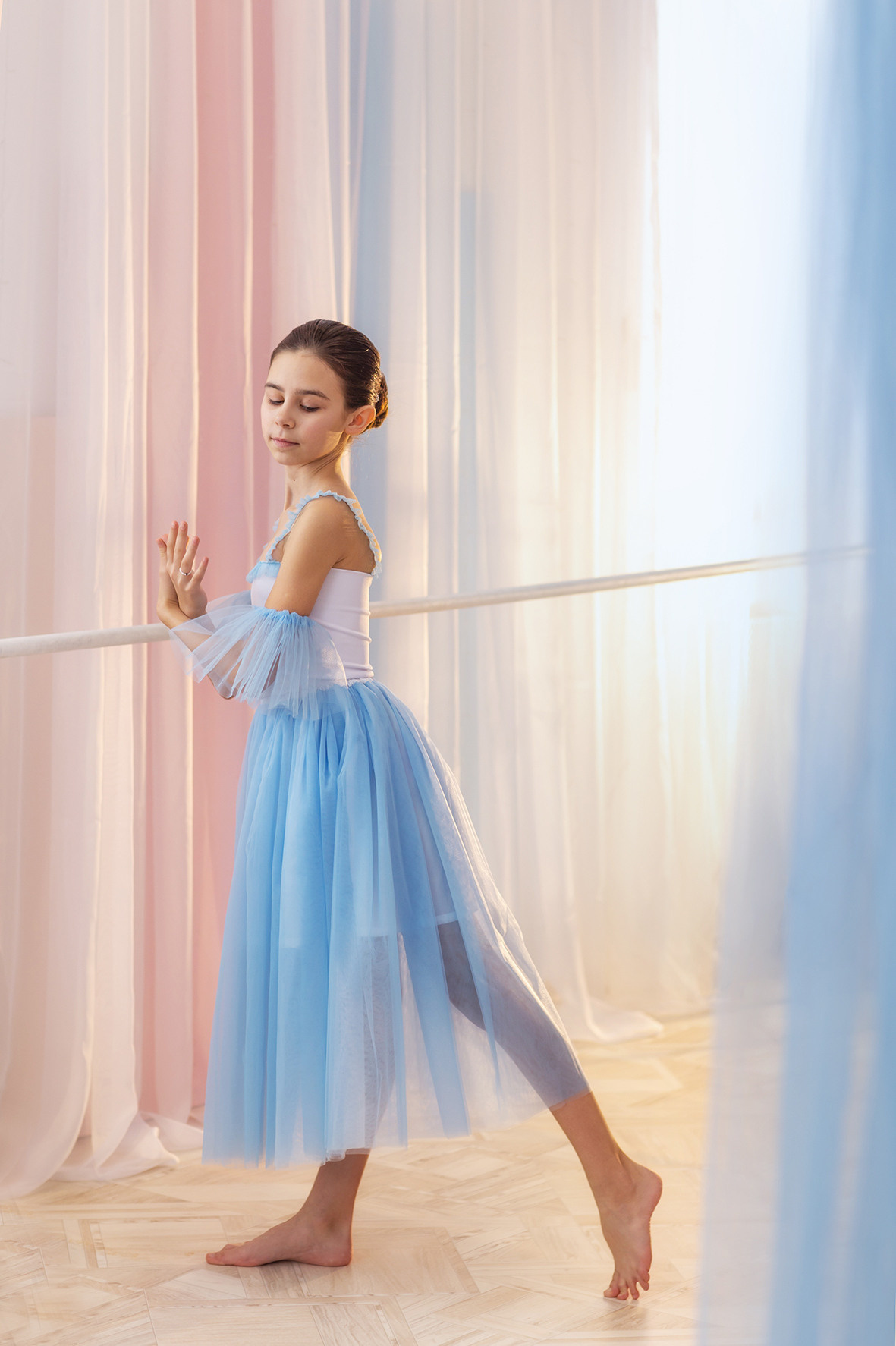 Детская тематическая костюмированная фотосессия, Юная балерина.