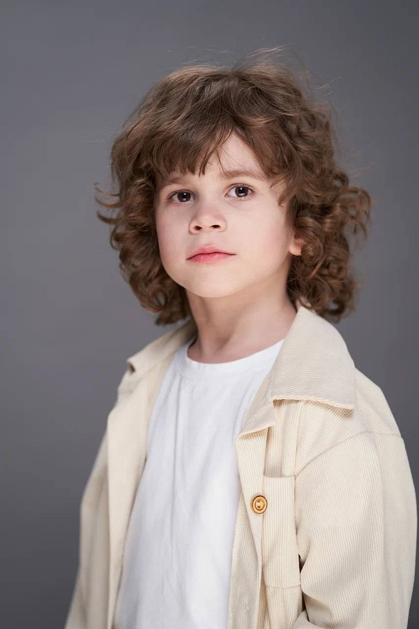 Абубакар. ТМ Продакшн — Съемка для маркетплейсов в Москве