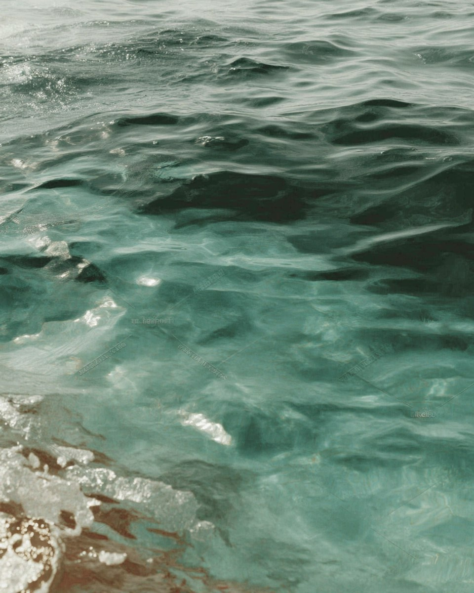 Визуальная концепция с внедрением реального товара для бренда ювелирных украшений. Ekaterina Kiral — Visual Branding & AI Creation