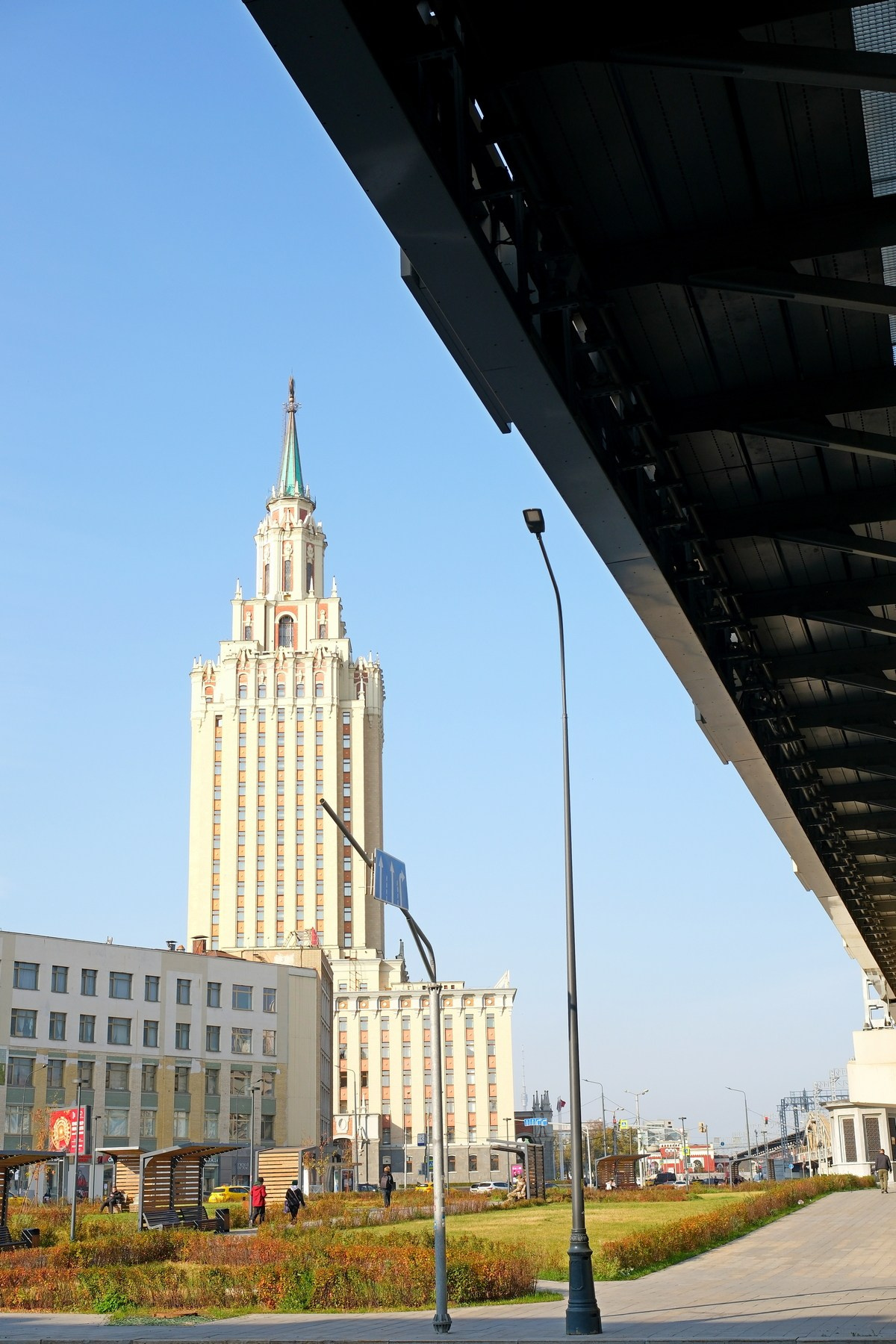 Улица, люди, жизнь…