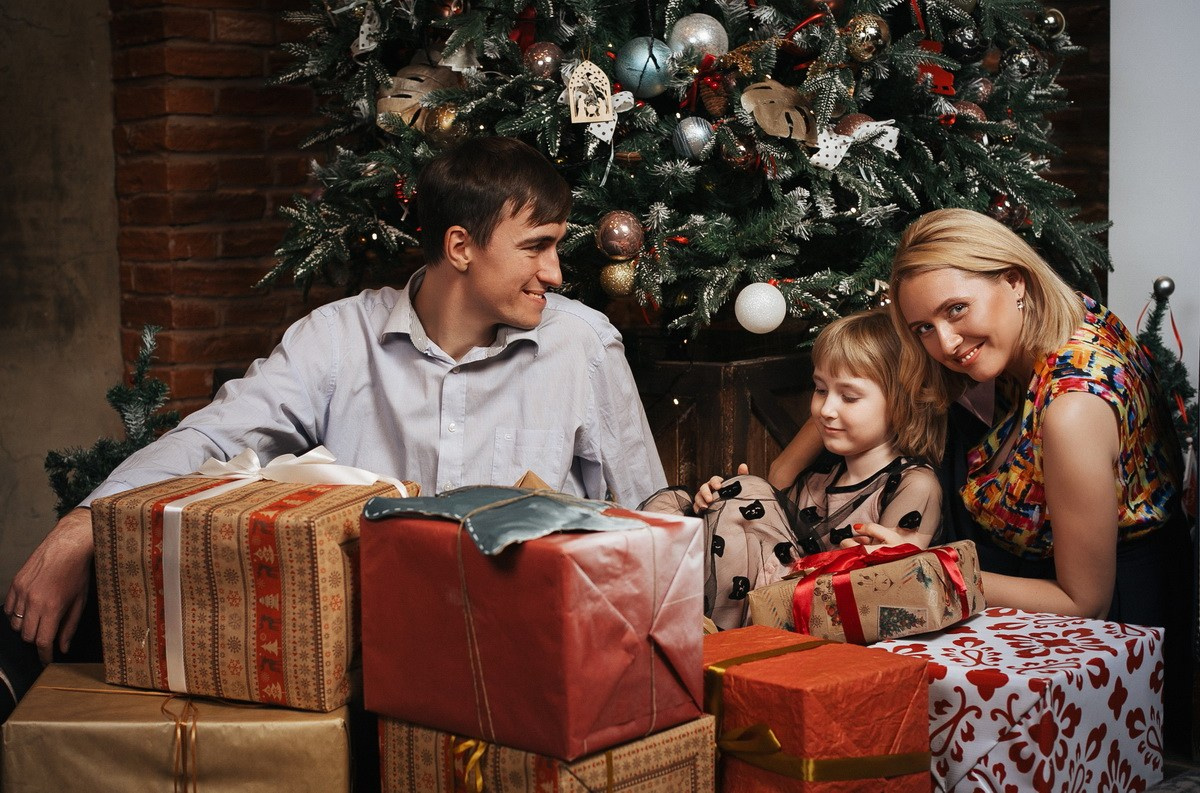 Семейная новогодняя фотосессия, фотограф Денис Шмигирилов. Фотограф крещение венчание в Петербурге! Помогает подобрать храм и посоветовал душевного батюшку в СПб