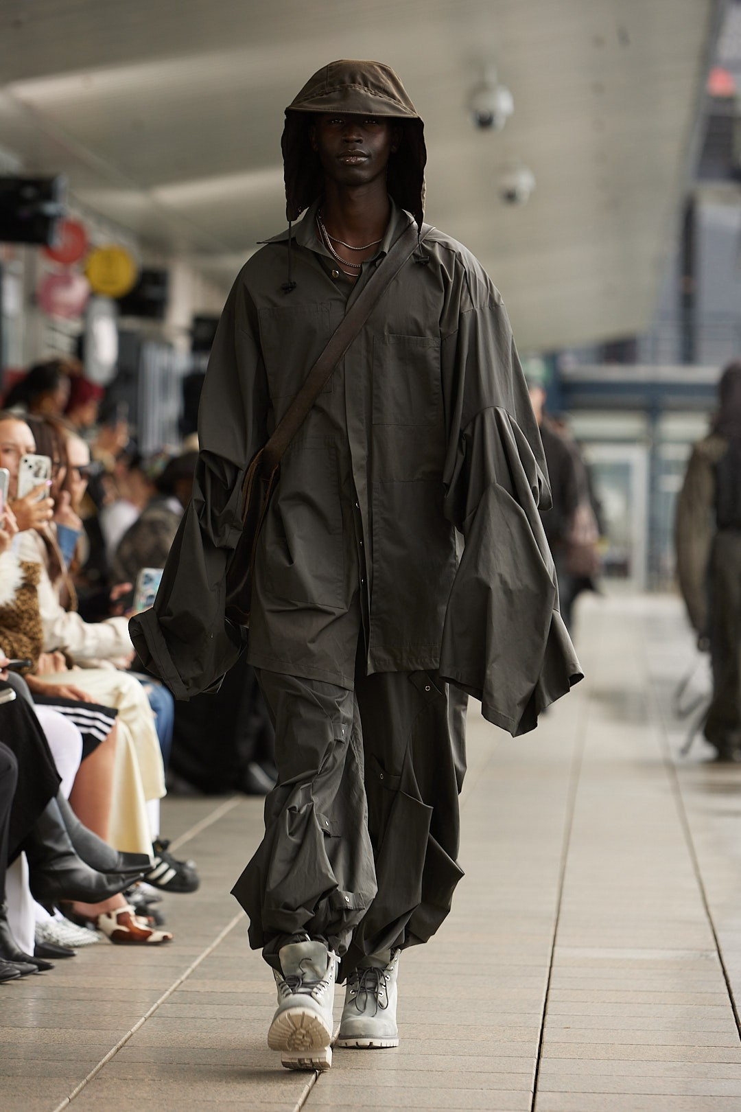 FDS Runway Show | Australian Fashion Week 2025 | Sydney Harbour. Maria Poleshchuk, commercial photographer in Sydney