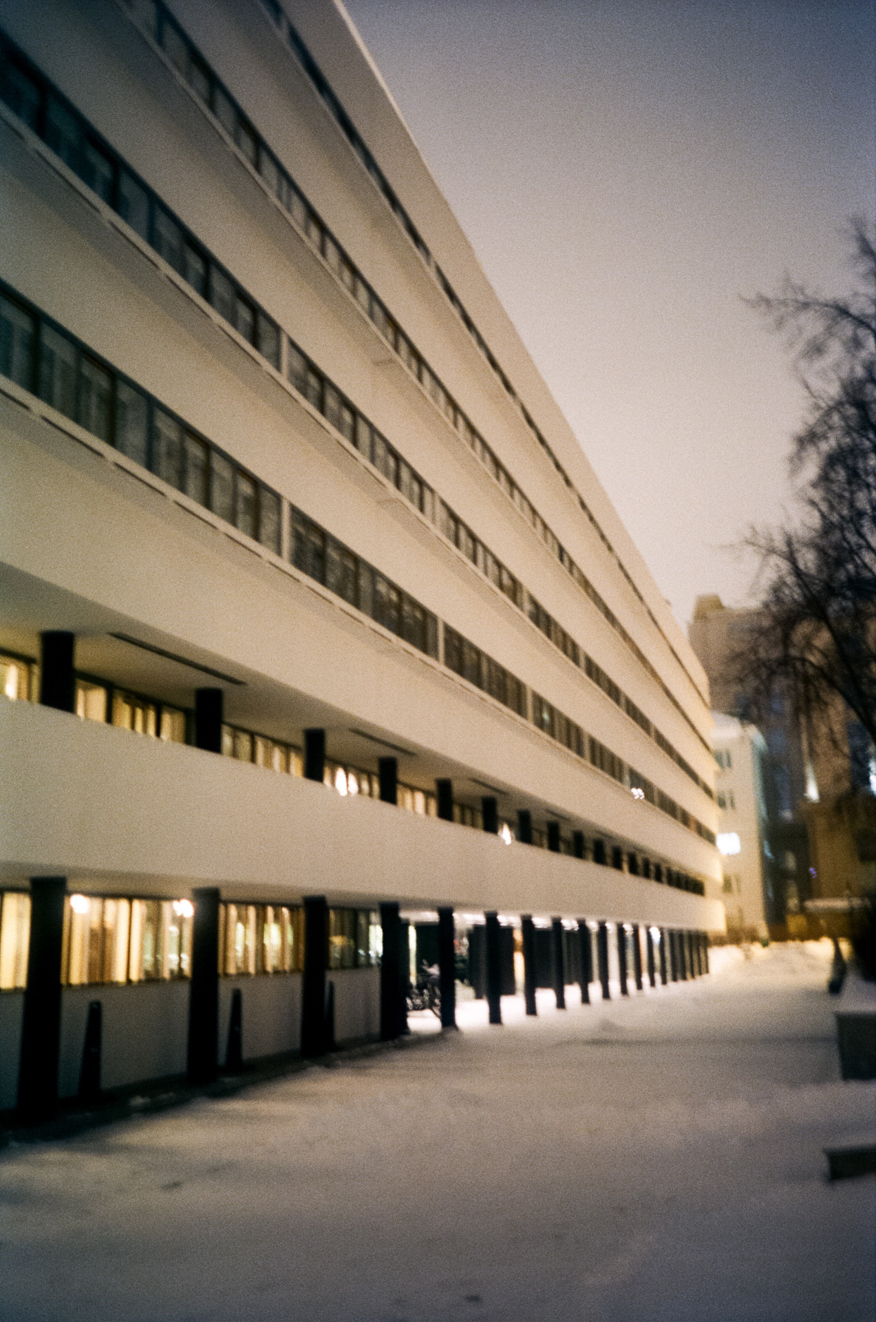 Дом Наркомфина в Москве