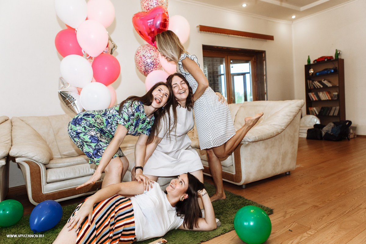 Девичник на даче или загородном доме