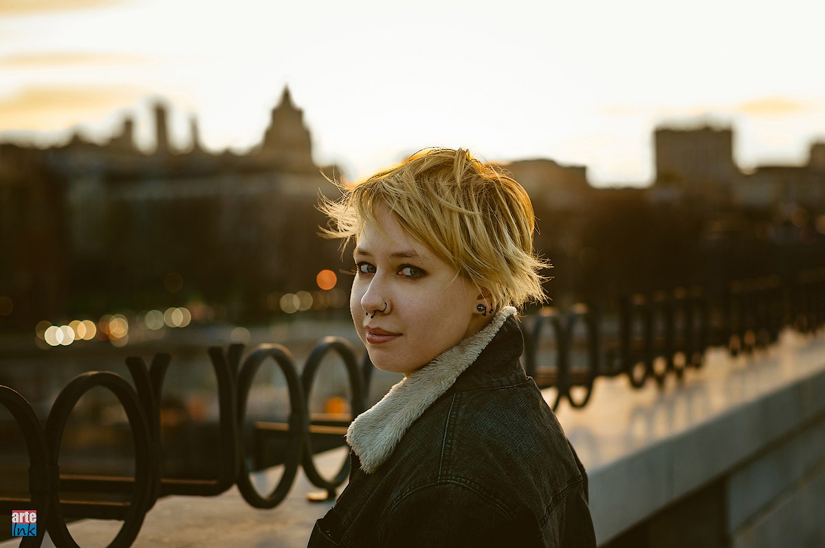 Уличная фотосессия, фотопрогулка, портрет, стрит фото. Репортажный фотограф в Москве Артём Соболев