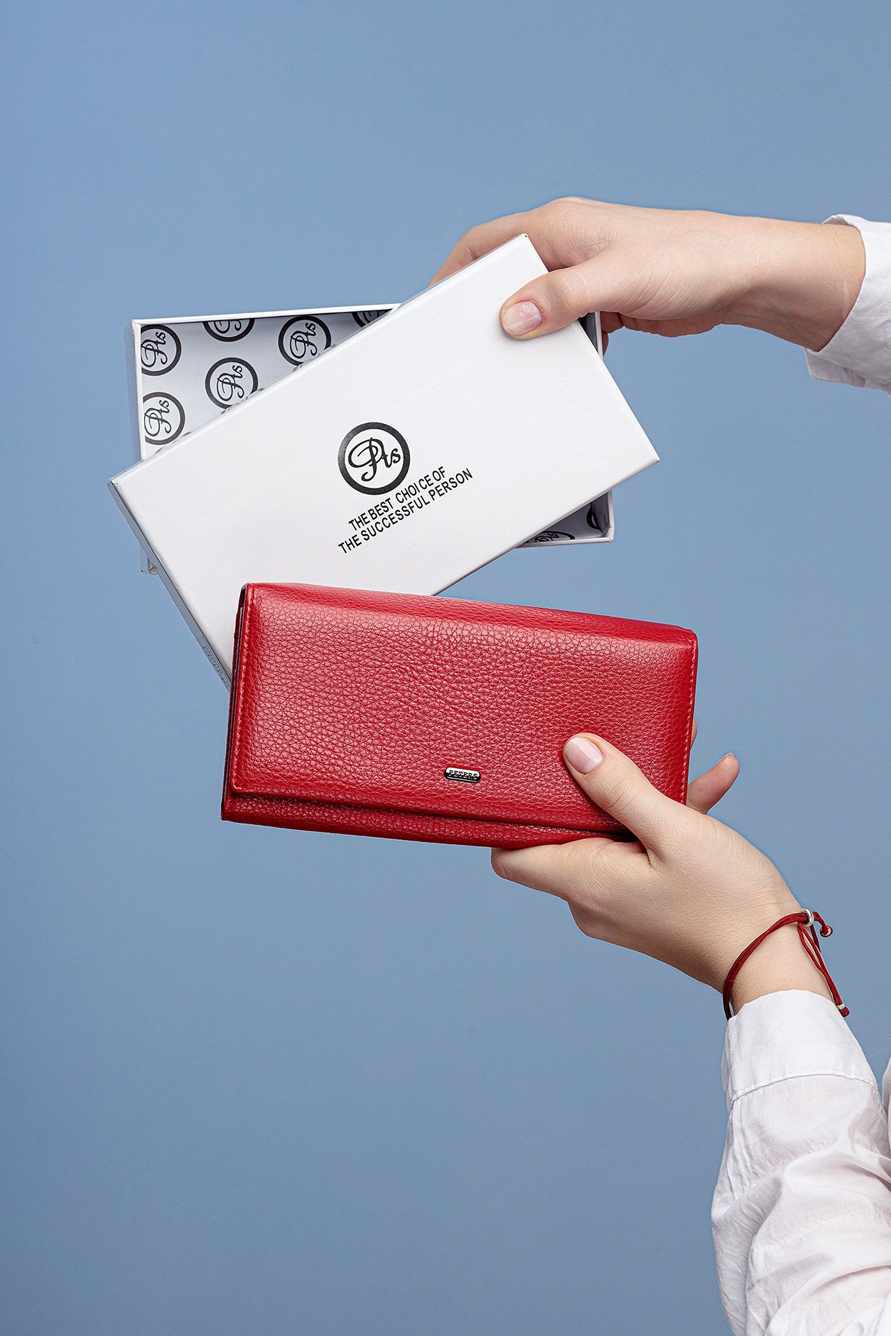 Съёмки для маркетплейсов. Фотограф Александр Калинин