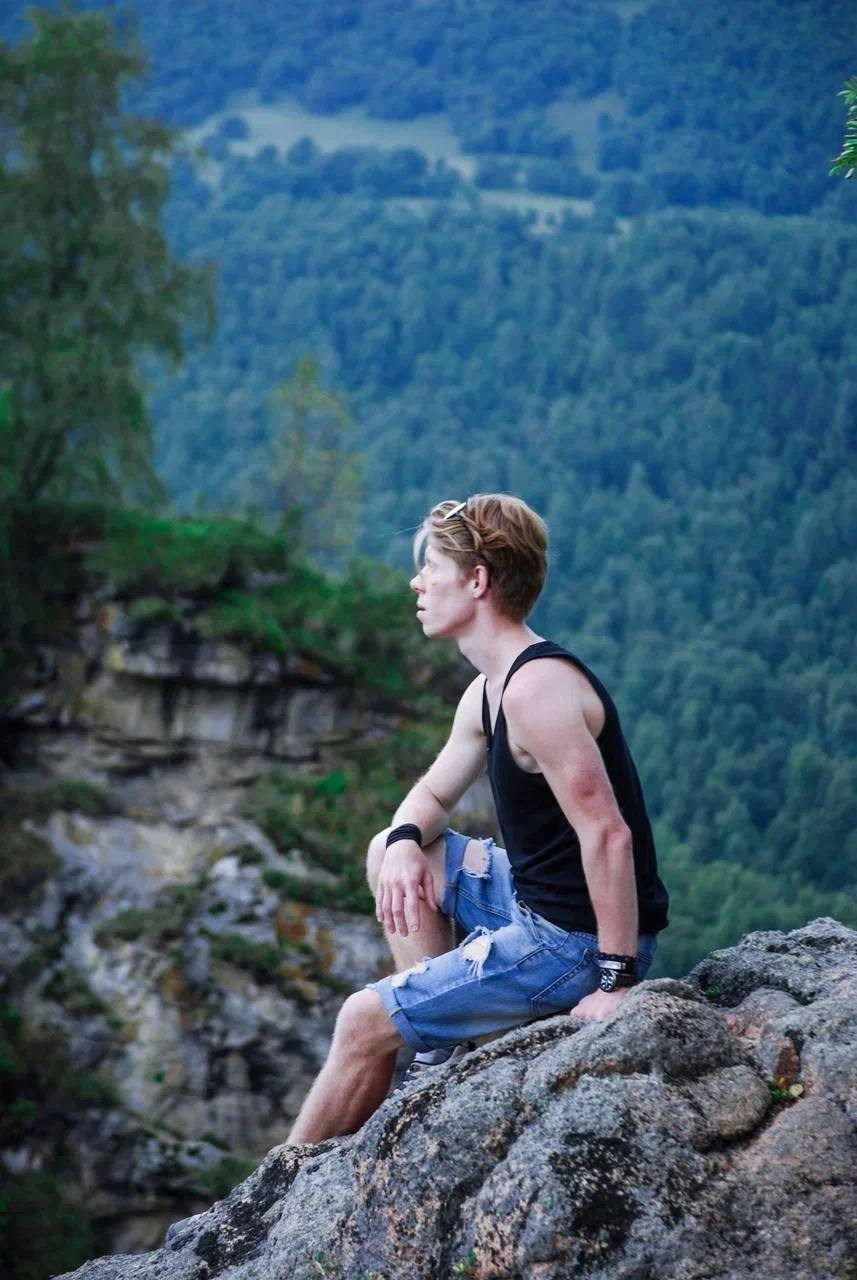 Горы Кавказа. Костюмер, художник кино и телевидения в спб