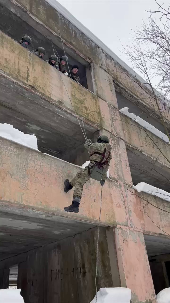 Высотно-штурмовая подготовка. Военно-тактический клуб «Барс»