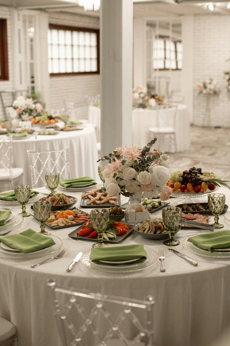 Площадка № 2-19. Свадебный организатор Москва