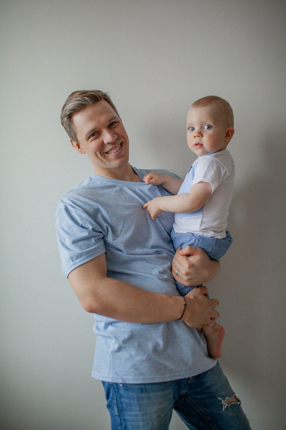 Марина, Алексей и Лев. Семейный домашний фотограф Москва Зеленоград Настя Маркова