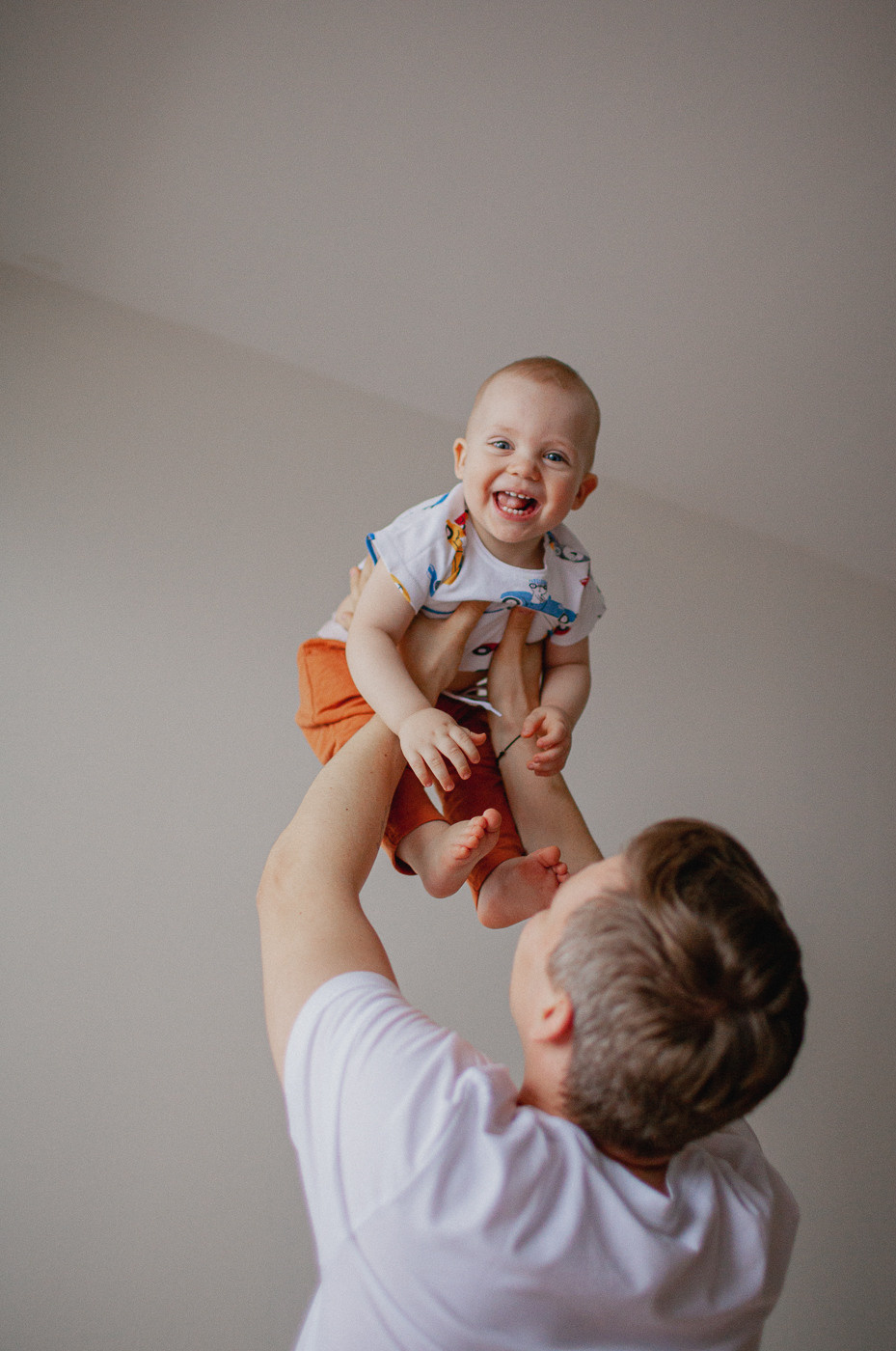 Марина, Алексей и Лев. Семейный домашний фотограф Москва Зеленоград Настя Маркова