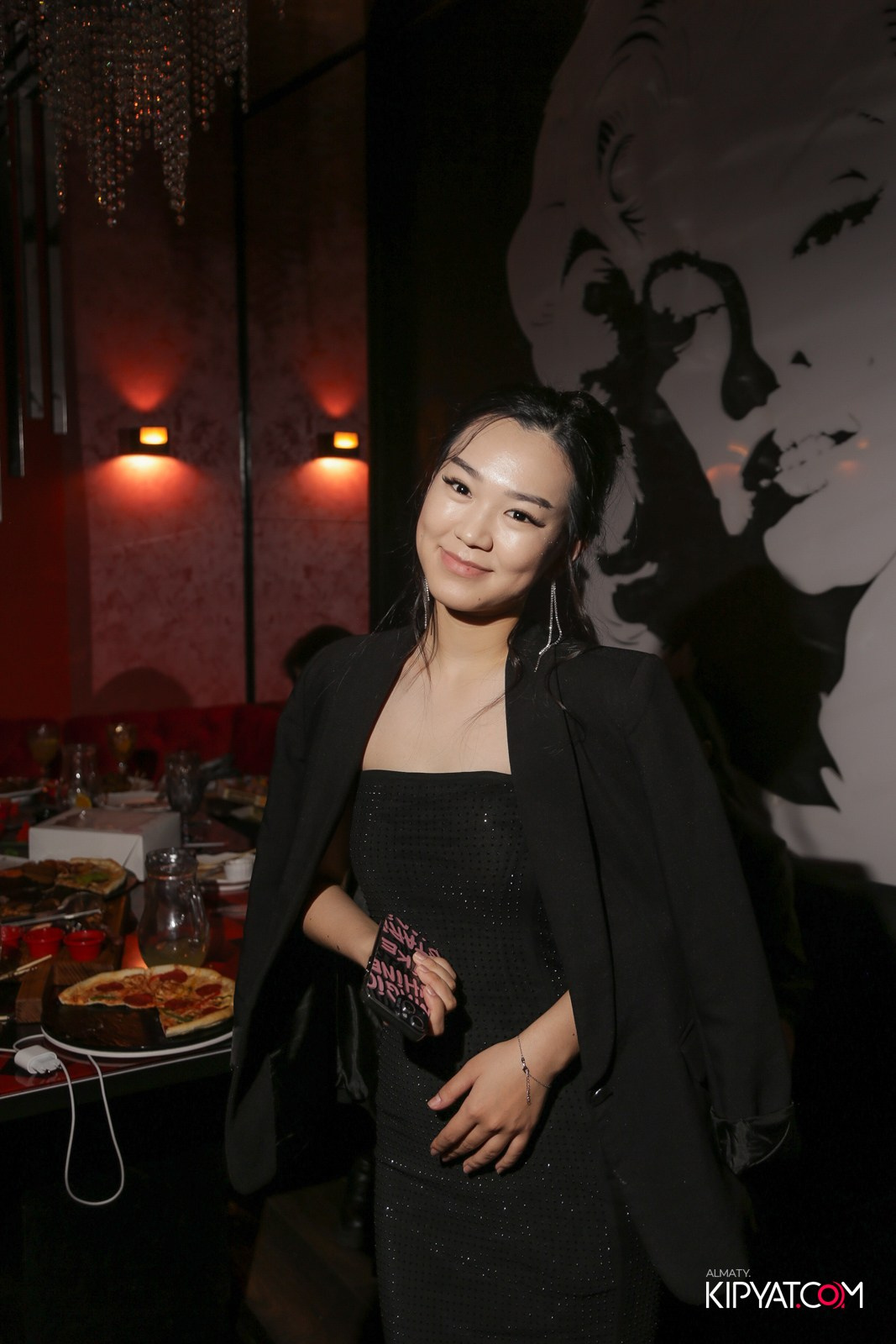 УХО И МЕДВЕДЬ НА САИНА. КИПЯТКОМ АЛМАТЫ!