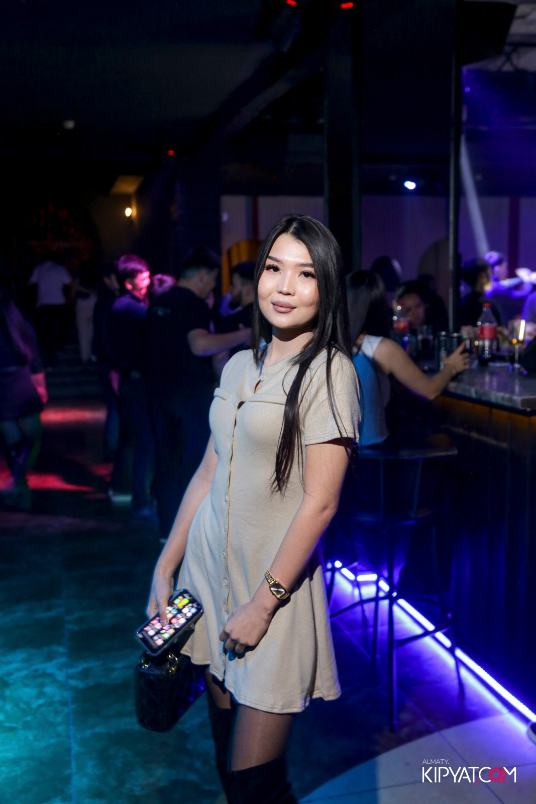 ARAGOSTA ДИСКО-БАР. КИПЯТКОМ АЛМАТЫ!