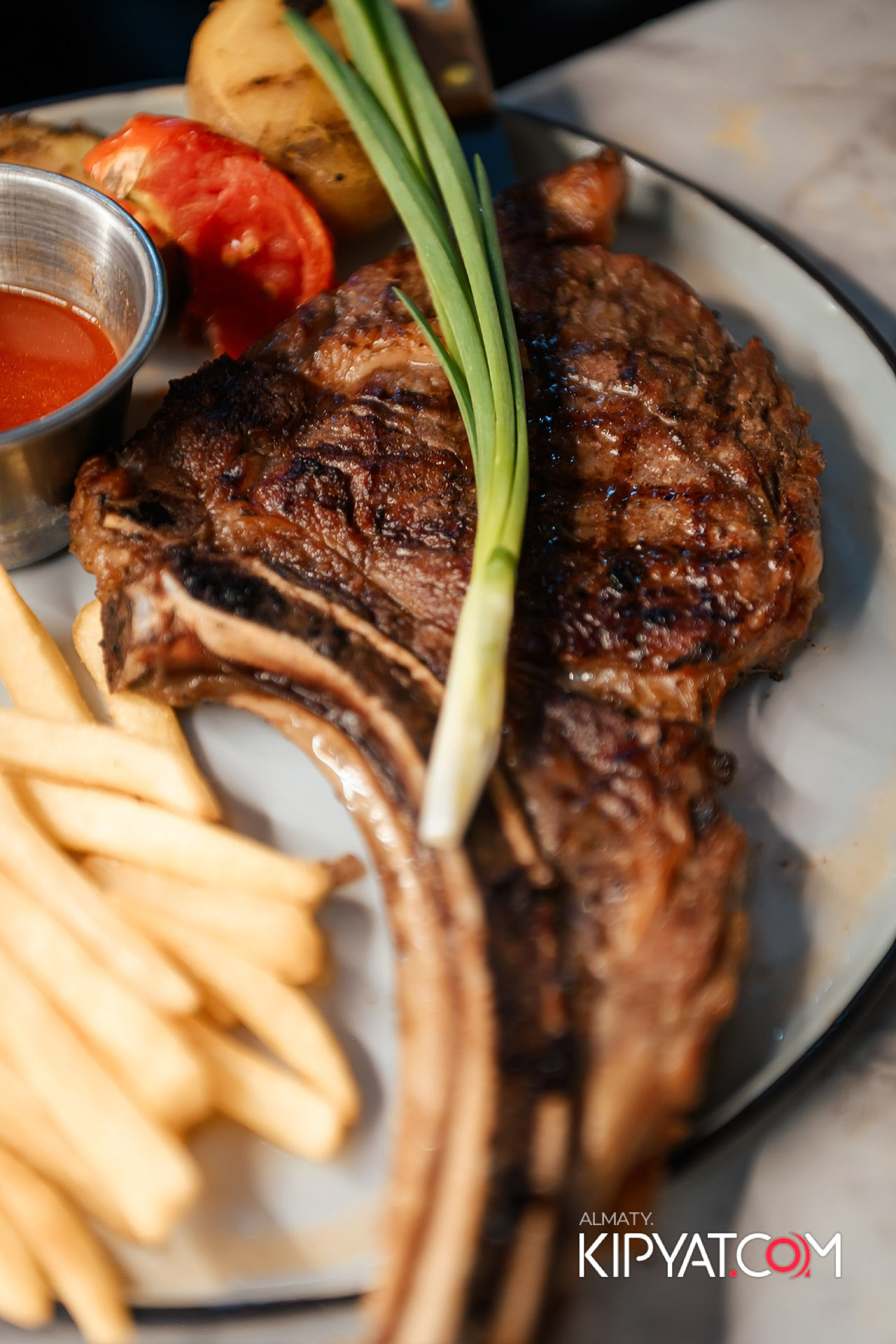 Пинта на Назарбаева. КИПЯТКОМ АЛМАТЫ!