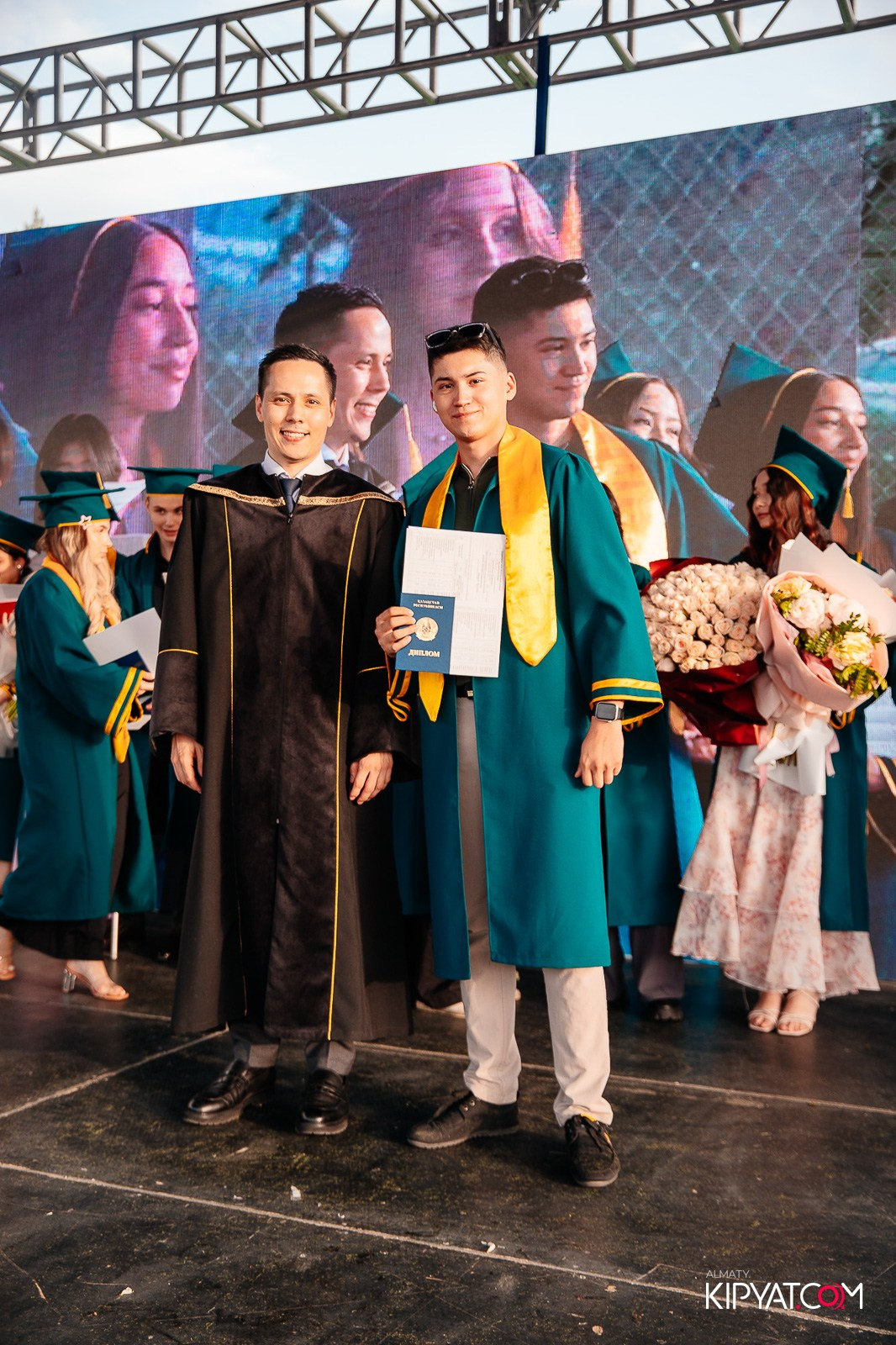 ВРУЧЕНИЕ ДИПЛОМОВ — НАРХОЗ КОЛЛЕДЖ. Part 4. КИПЯТКОМ АЛМАТЫ!